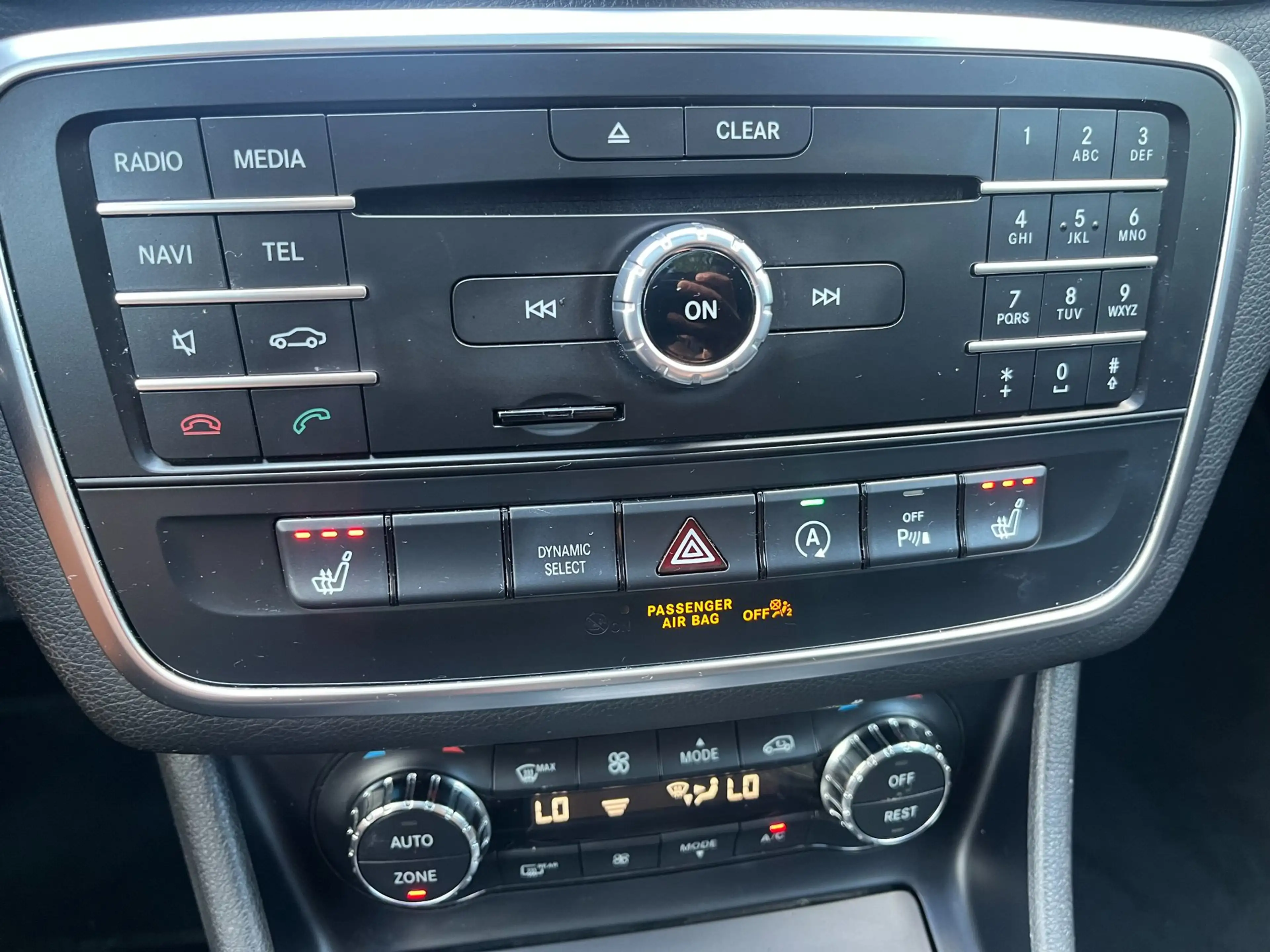 Mercedes-Benz GLA 180 Premium Plus AUTOMAAT|Pano.Dak — photo 8