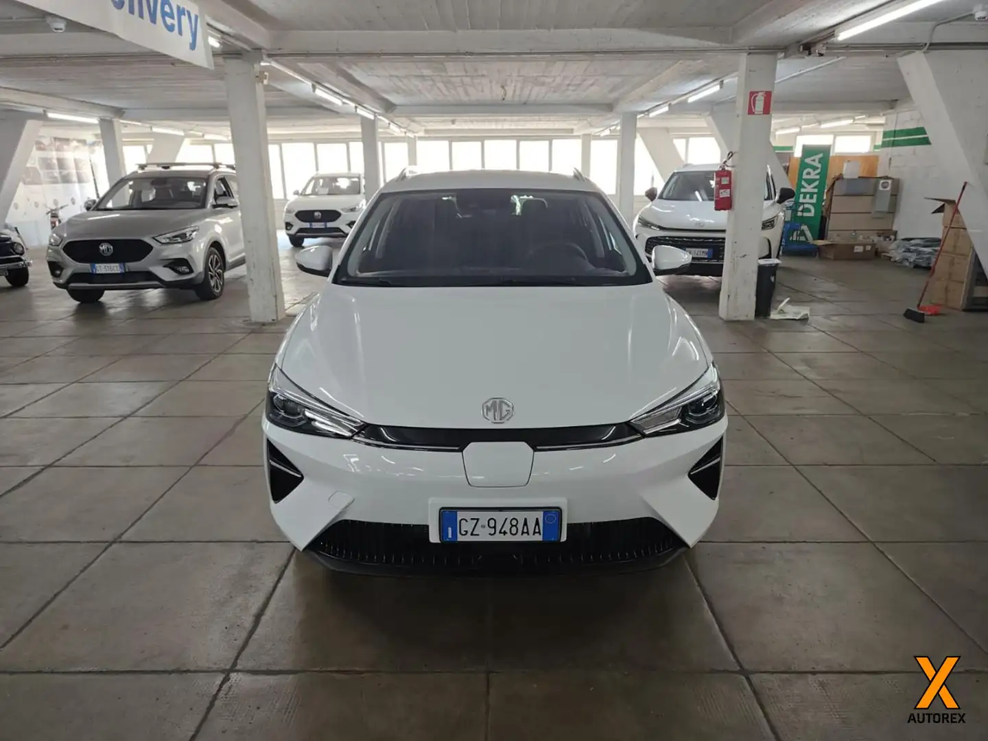 MG MG5 EV 61KWH COMFORT White - 2