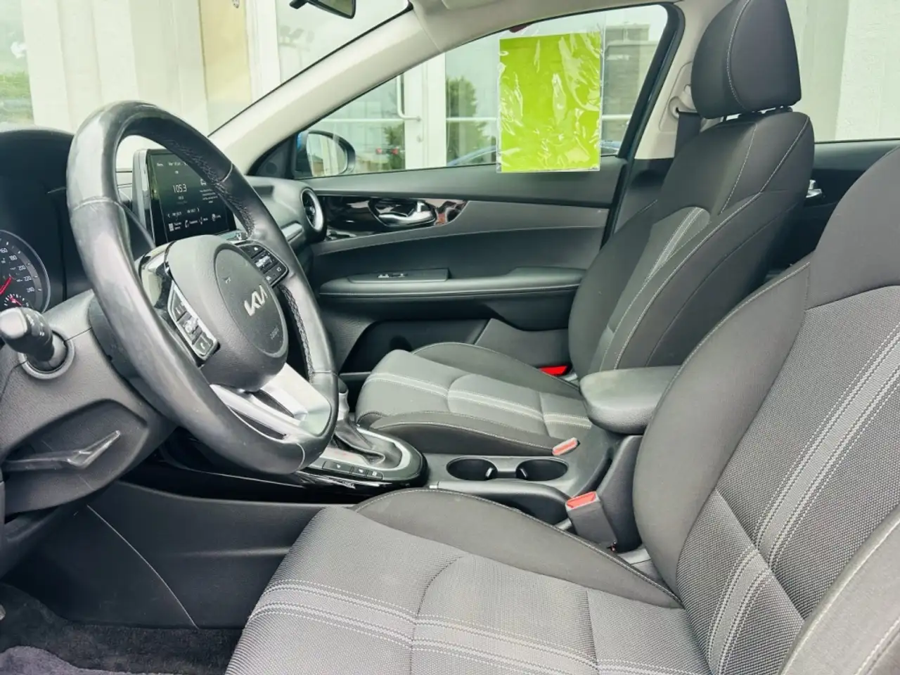 Kia Forte снимка Kia Forte