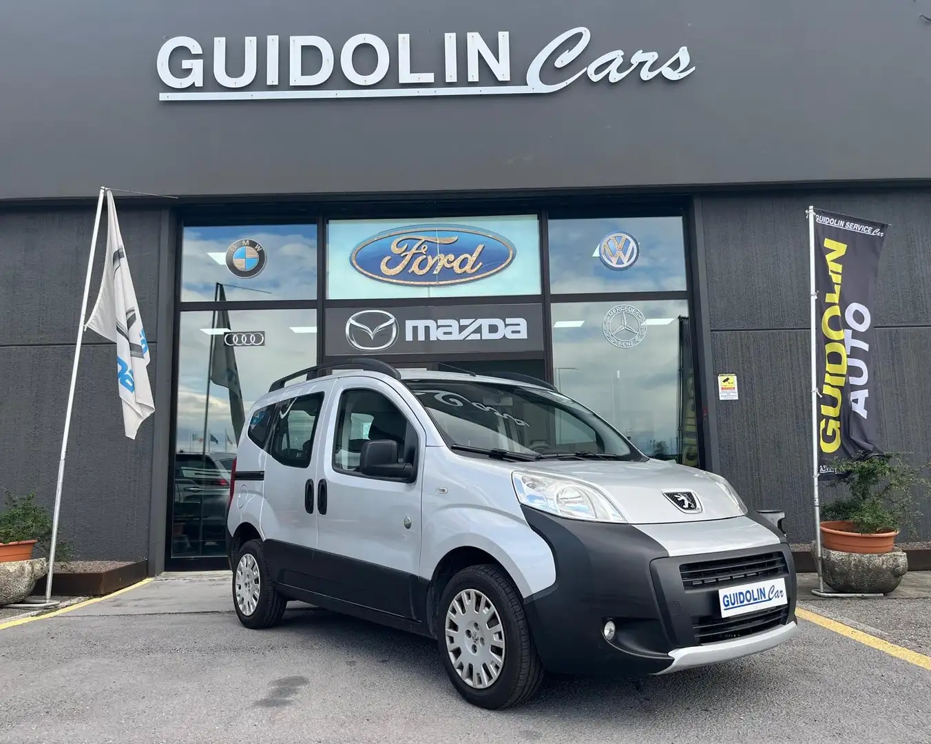 Peugeot Bipper Bipper Tepee 1.4 73 CV 41.169 KM!! NEOPATENTATI Silber - 1