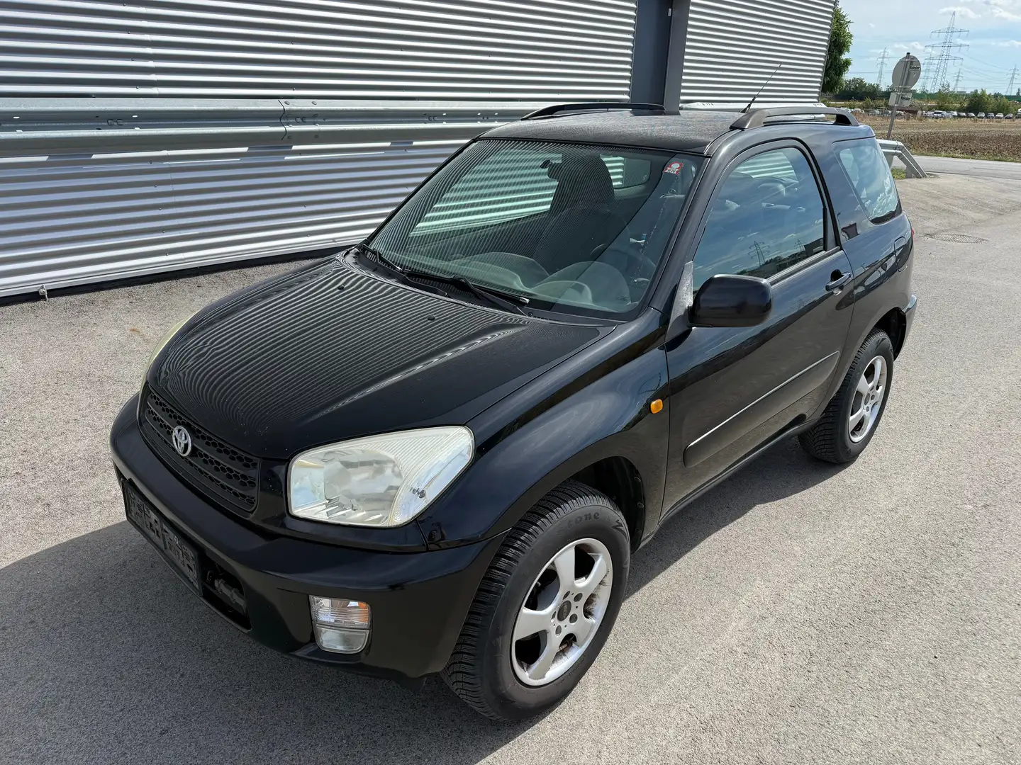 Toyota RAV4 1,8 VVT-i 2WD ID:44 Schwarz - 1