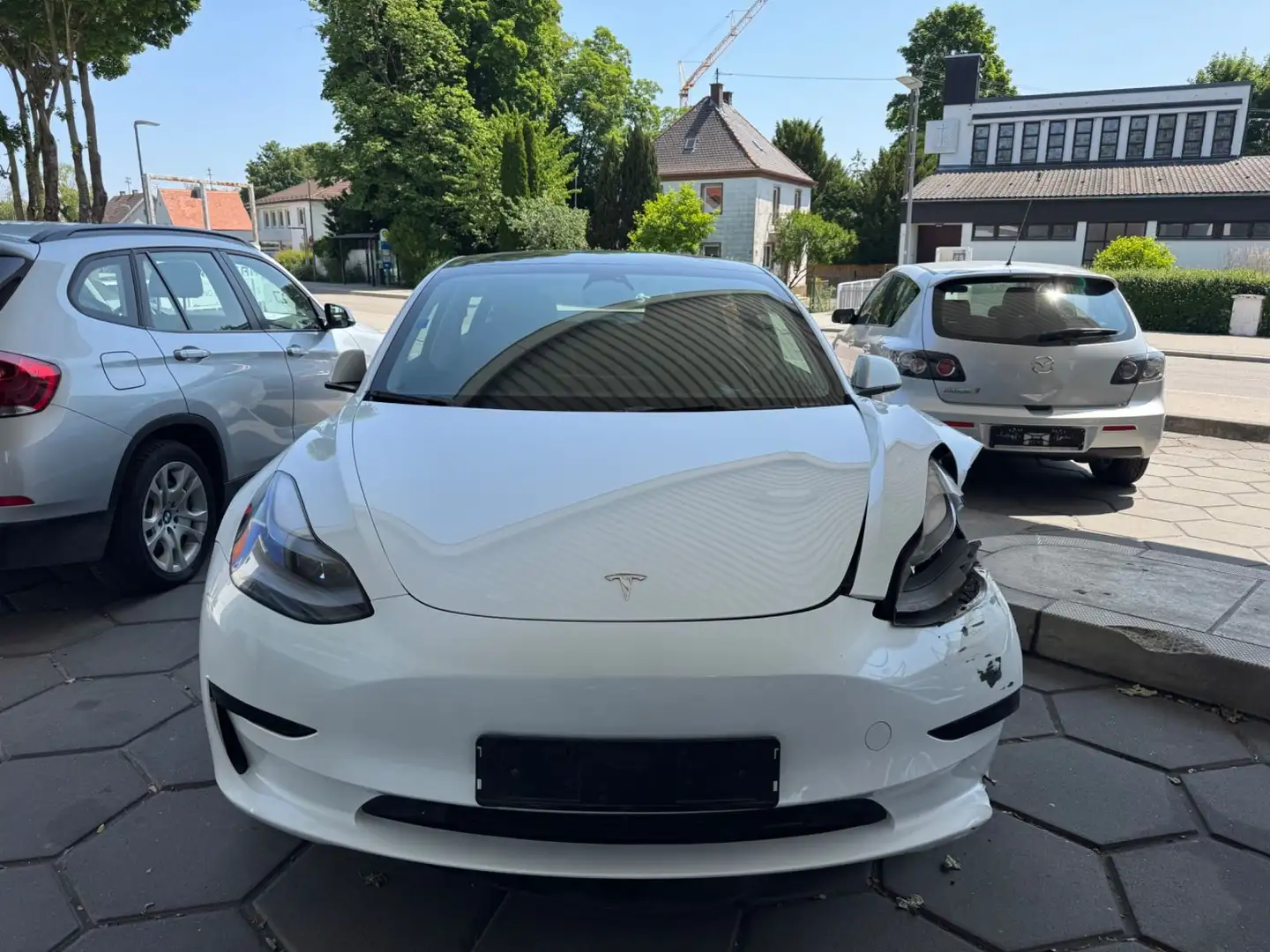 Tesla Model 3 RWD Weiß - 1