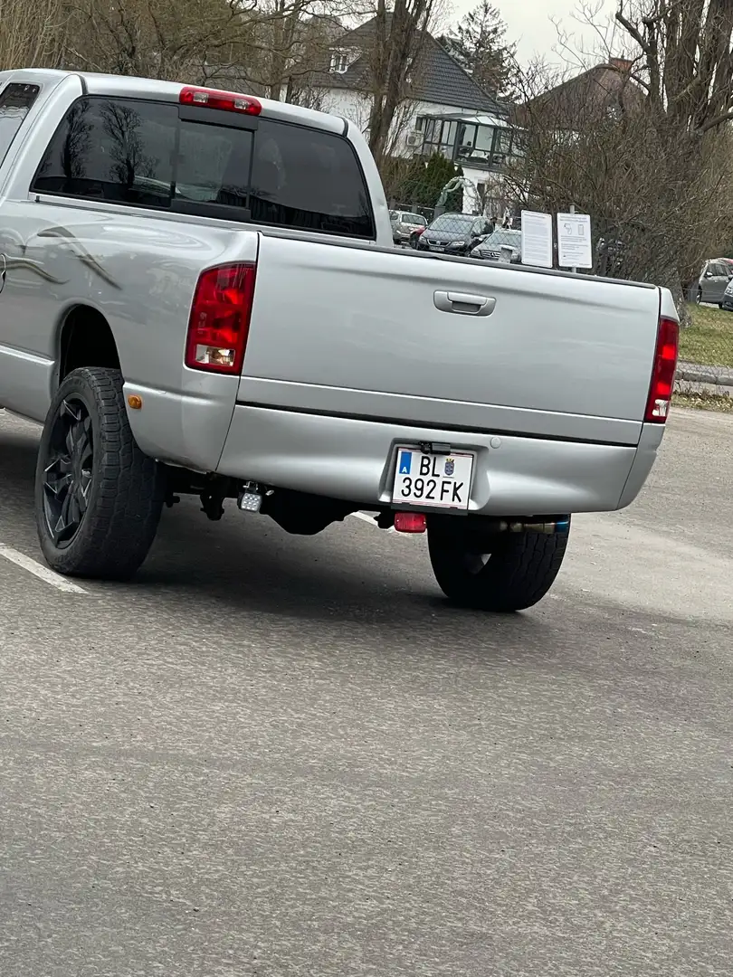 Dodge RAM 5.7 Hemi Longbed Silver - 2