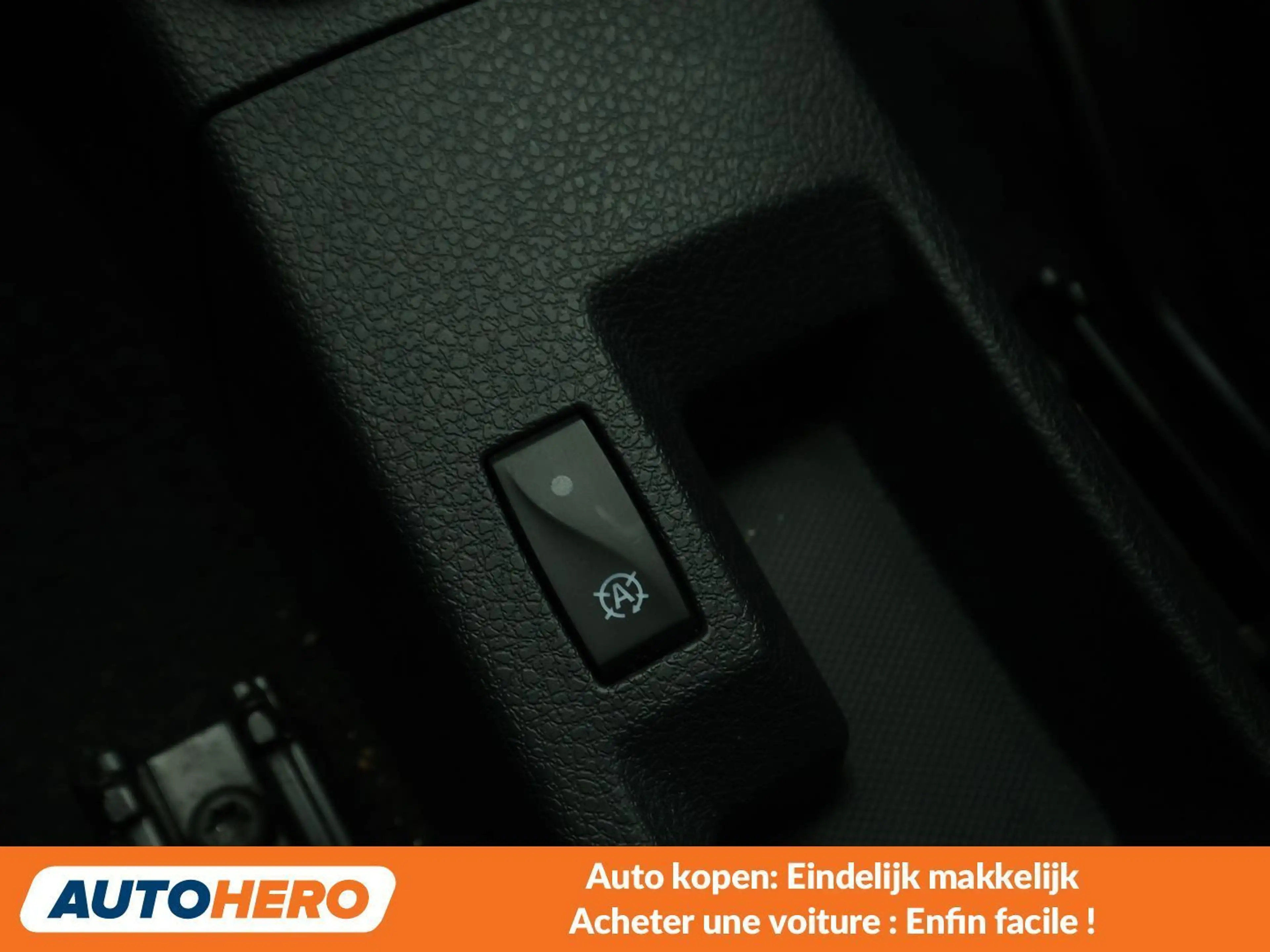 Dacia Sandero 0.9 TCe Stepway Prestige — photo 15