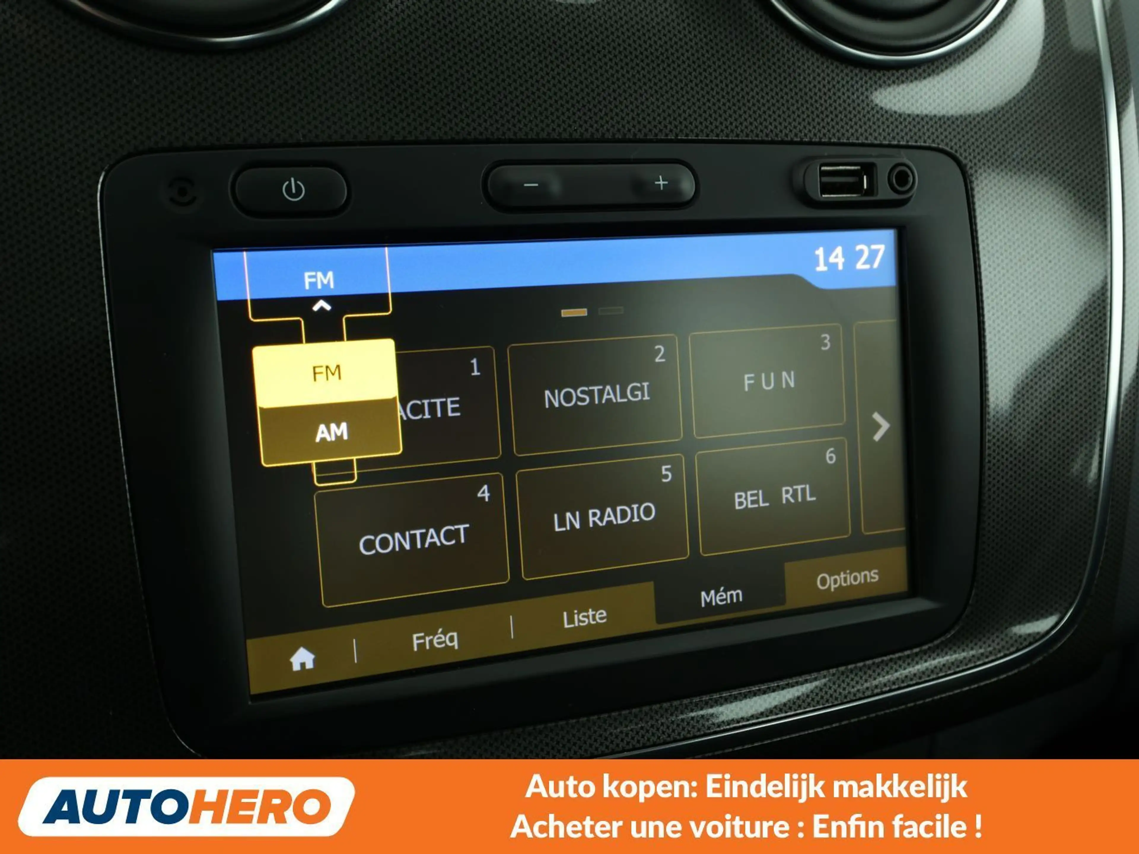 Dacia Sandero 0.9 TCe Stepway Prestige — photo 9