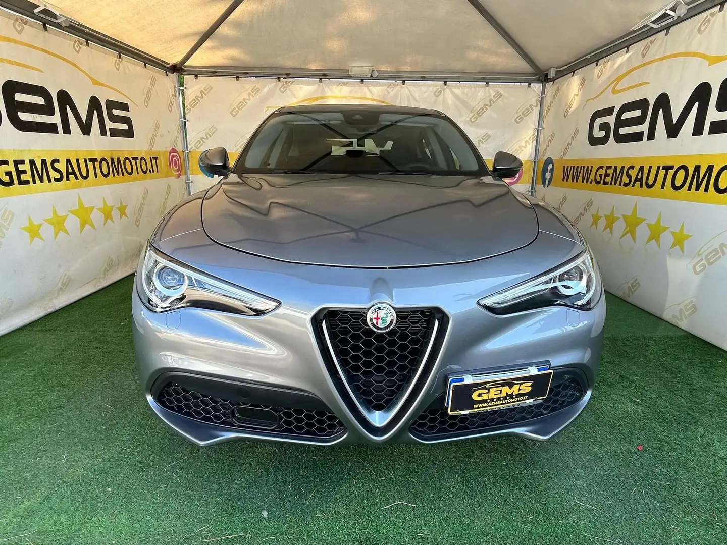 Alfa Romeo Stelvio 2.2 Turbodiesel 160 CV AT8 RWD Business Grau - 1