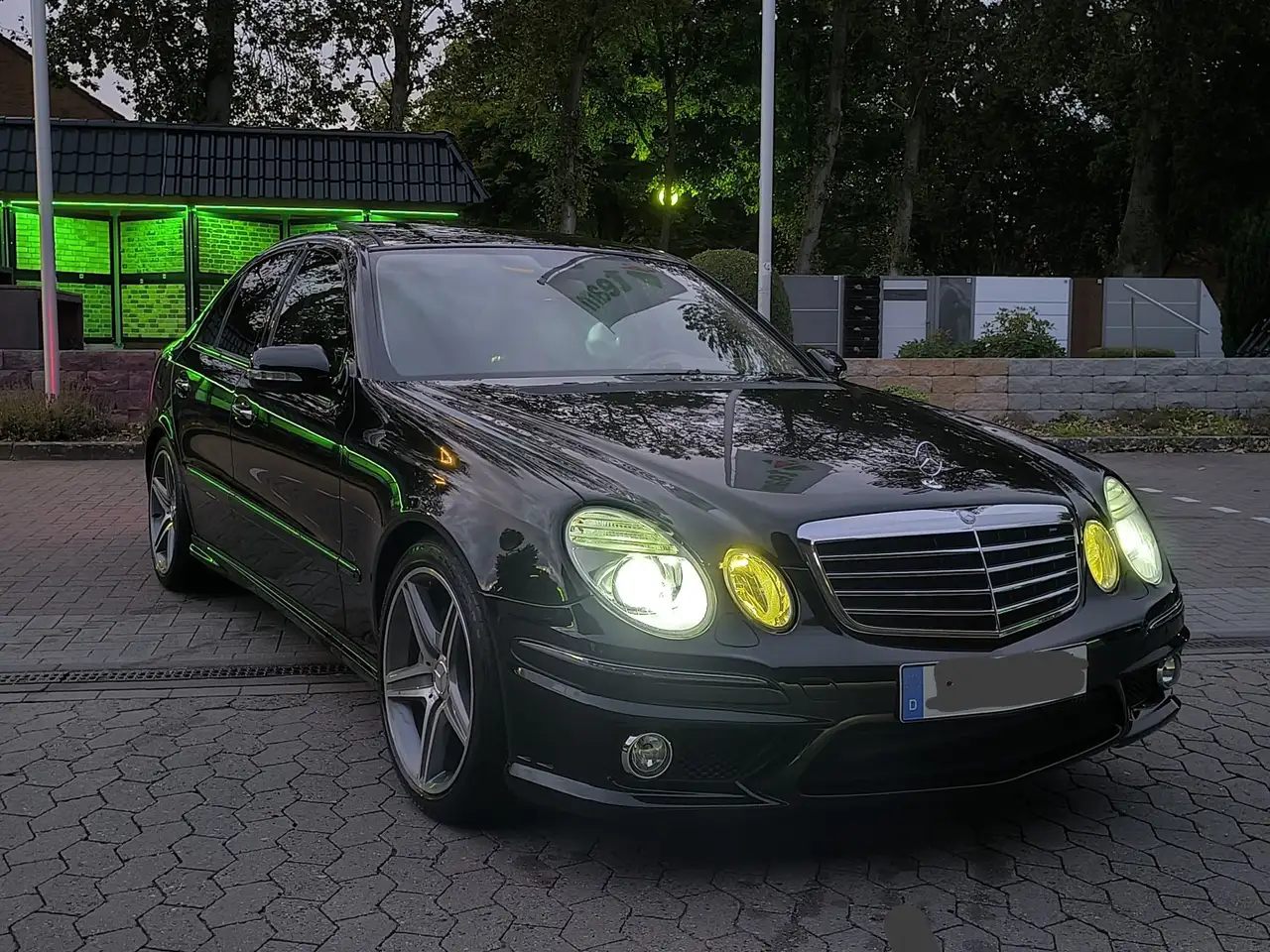 Mercedes-Benz E 500