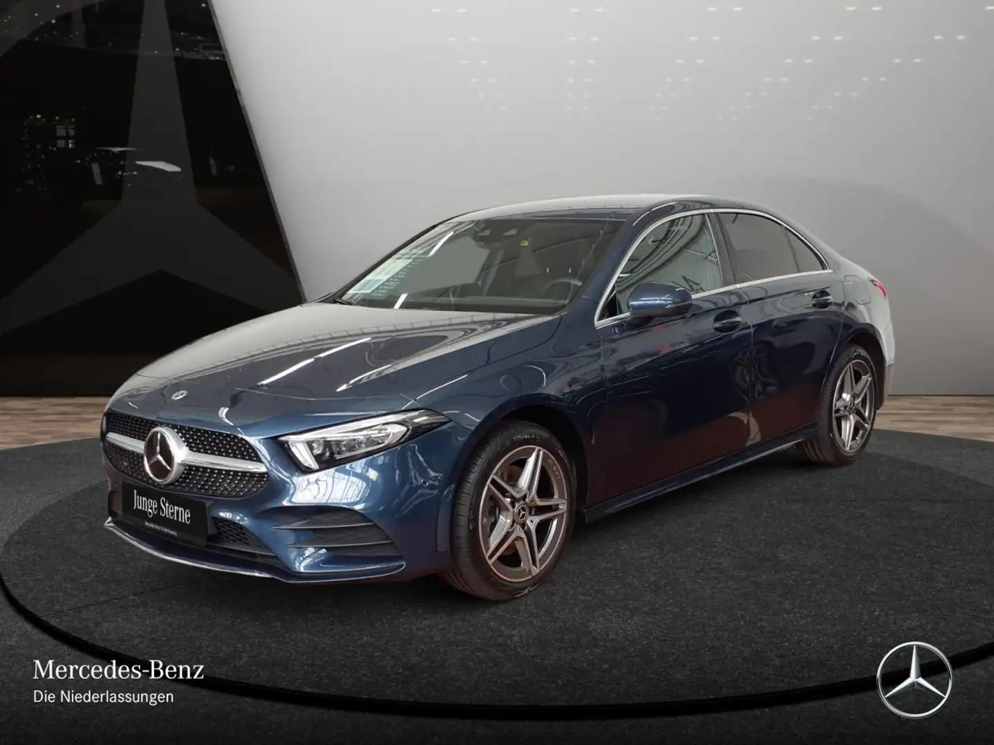 Mercedes-Benz A 250 e Lim AMG+360°+AHK+MULTIBEAM+8G Blau - 2