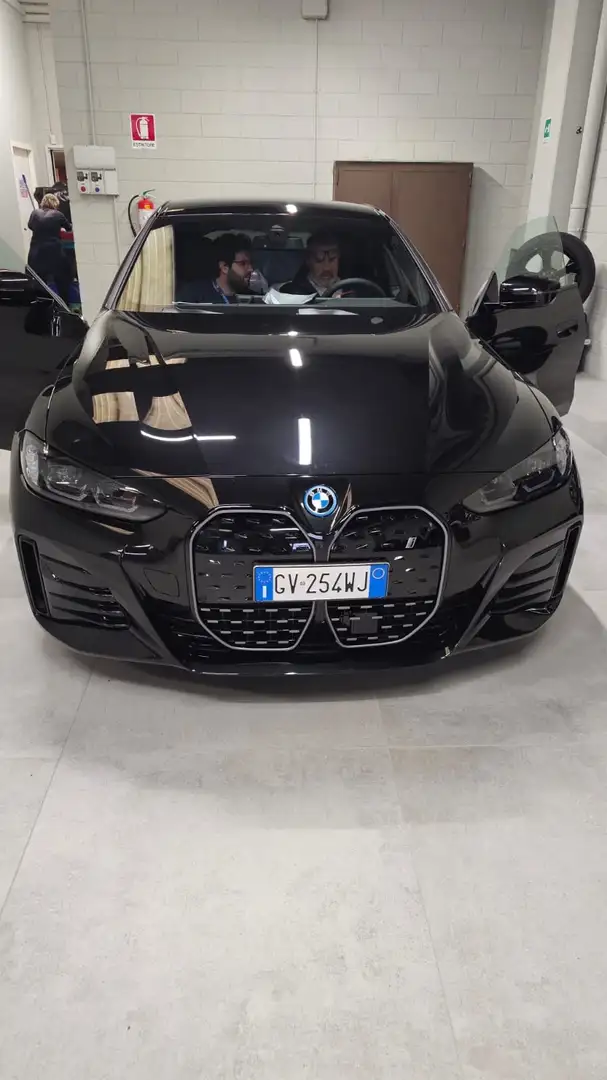 BMW i4 edrive40 MSport Pro subentro Leasing - 1