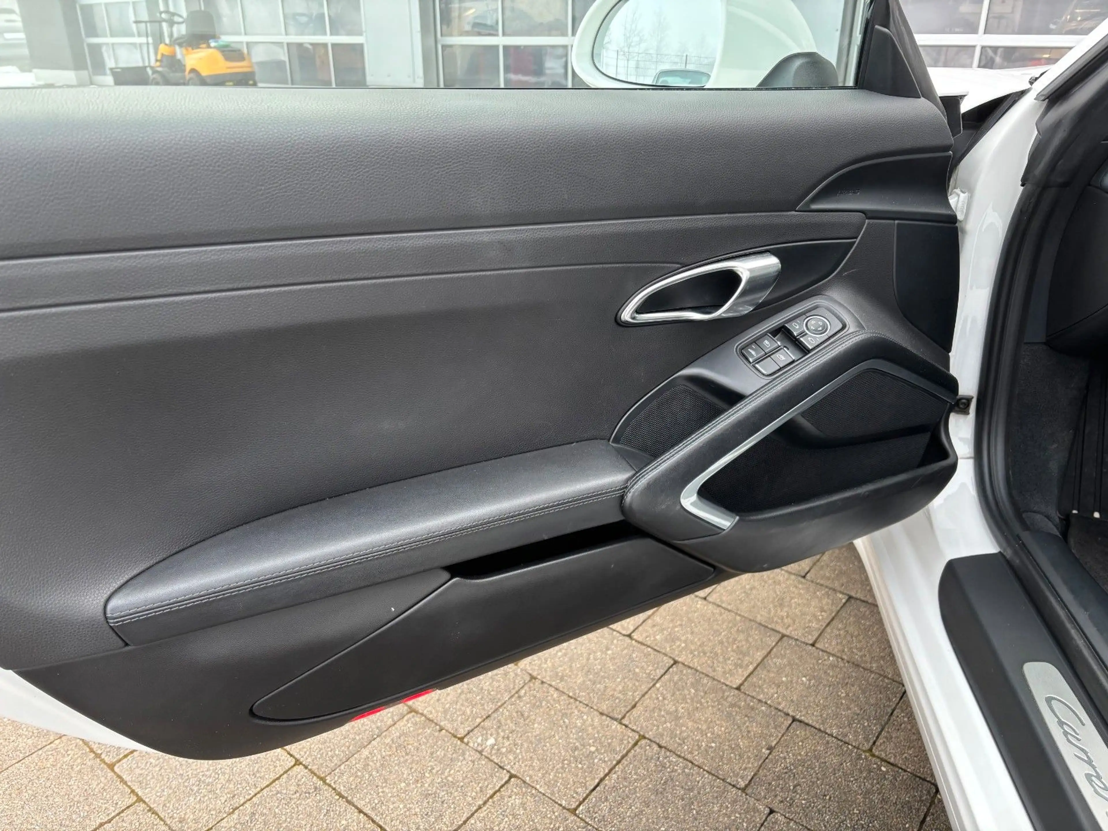 Porsche 991 Carrera Cabriolet *Sportauspuff * — photo 9