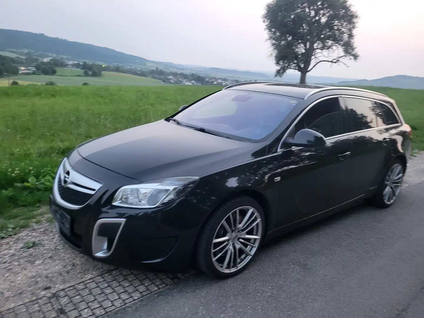 Opel Insignia OPC 4x4 Leder Navi 325PS TOP 8-Fachbereift Schwarz - 2