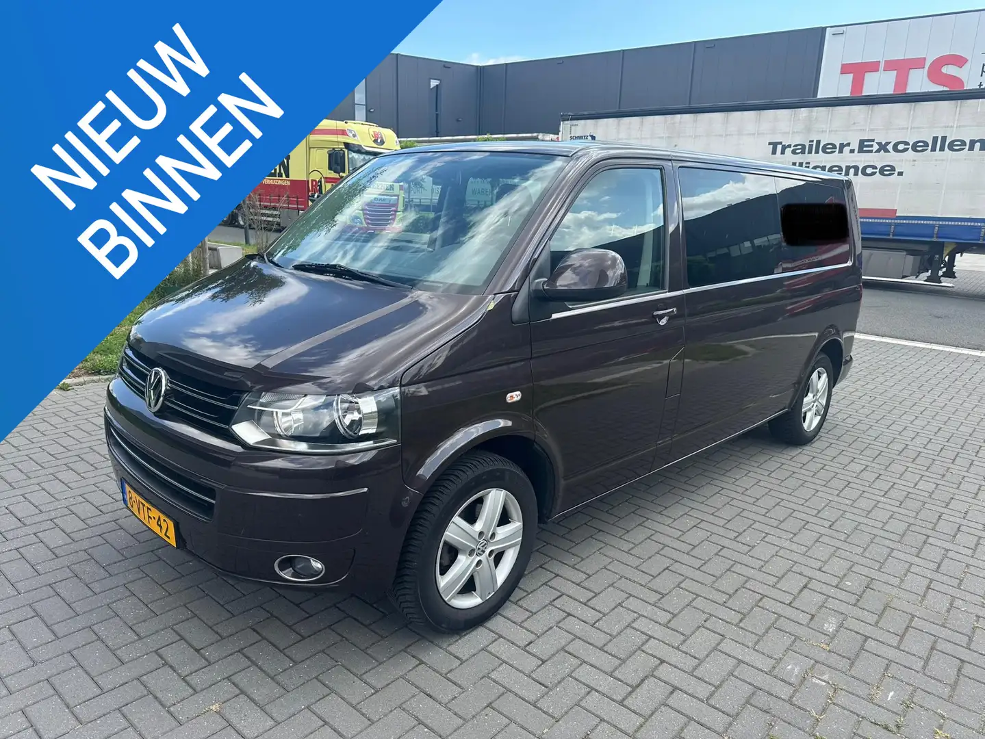 Volkswagen T5 Transporter 2.0 TDI L2H1 DC Comfortline Leder 1e Eigenaar NL a - 1