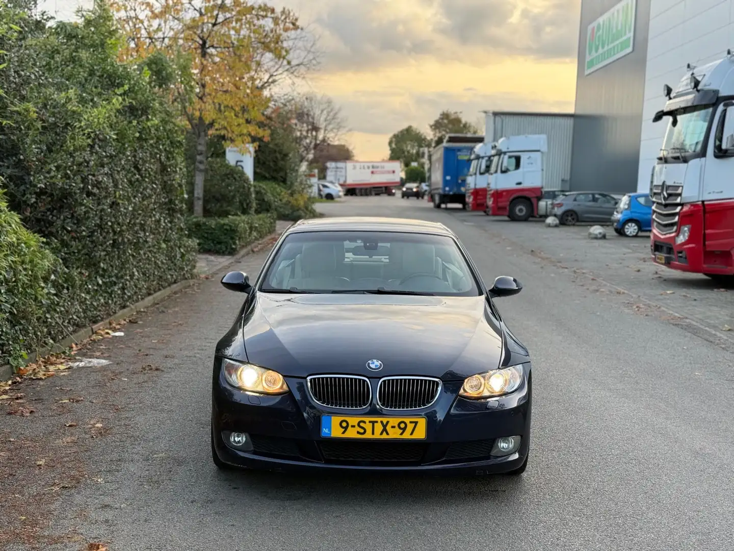 BMW 320 3-serie Cabrio 320i 6-BAK CABRIOLET LEDER/NAVI/XEN Blauw - 2