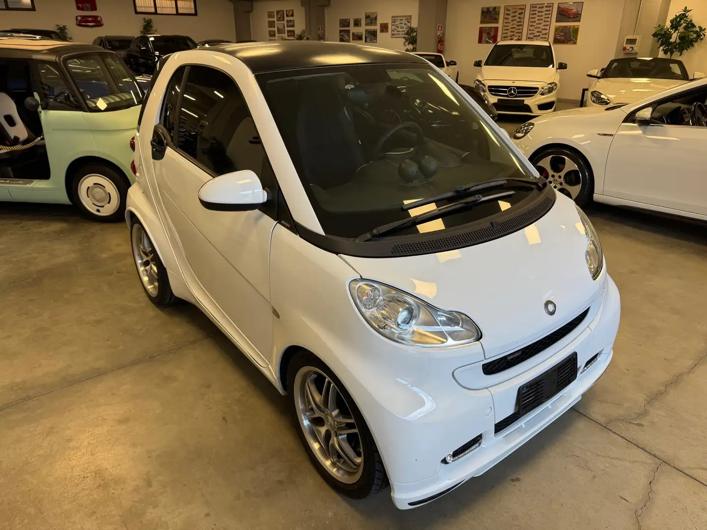 smart forTwo 1.0 Brabus Xclusive 102cv Ultimate  Garanzia  12 m Bianco - 1