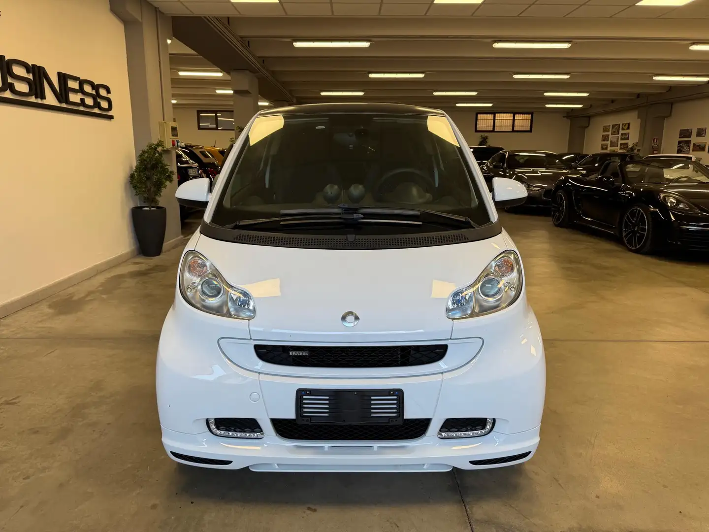 smart forTwo 1.0 Brabus Xclusive 102cv Ultimate  Garanzia  12 m Bianco - 2
