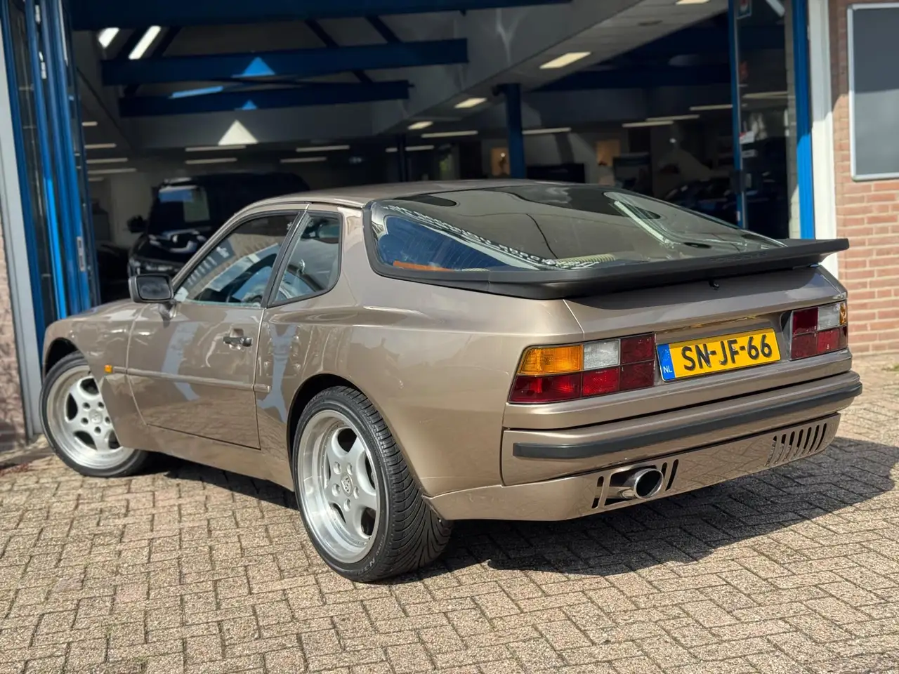 Porsche 944 2.5 Coupé, foto 3