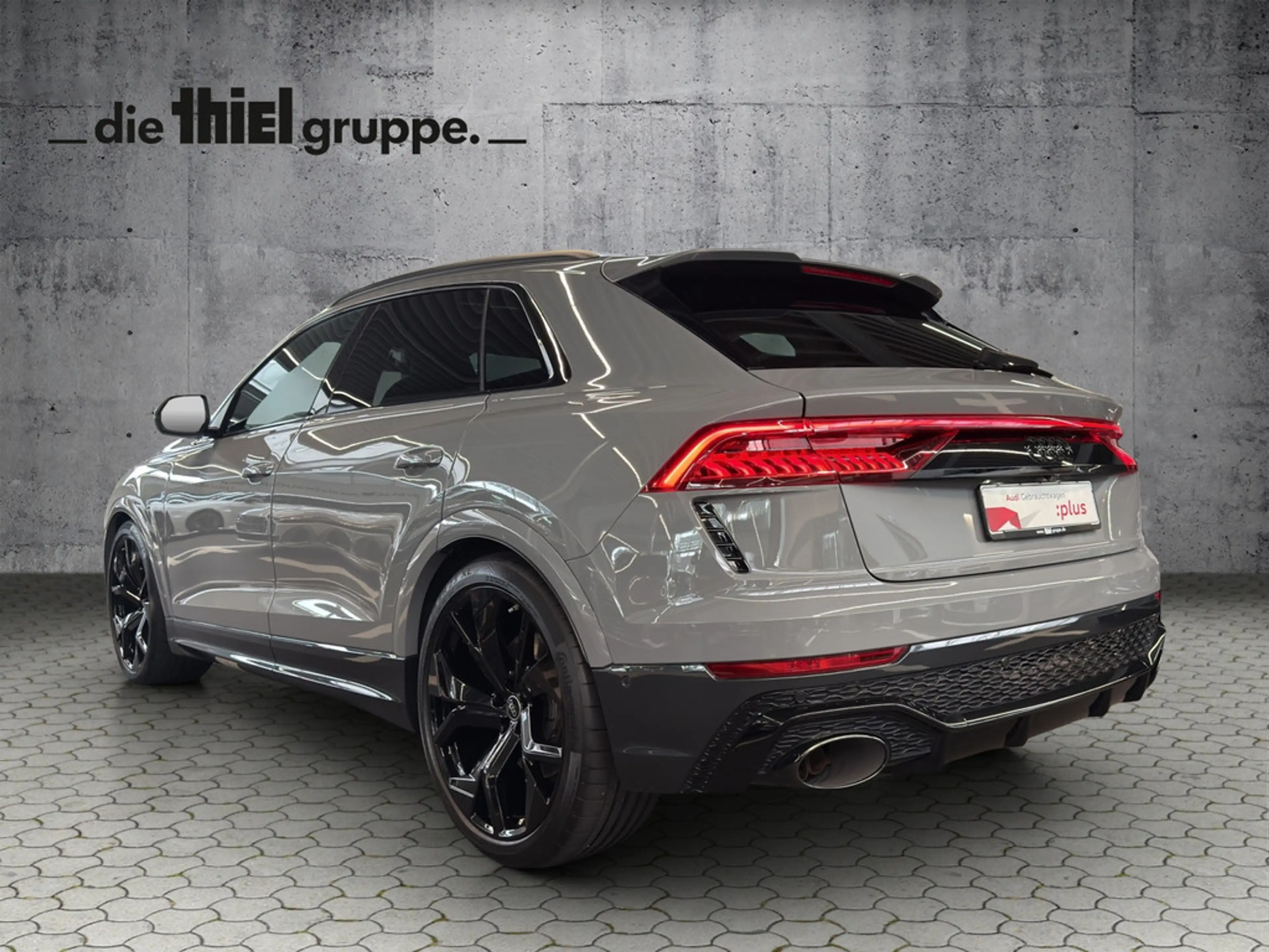 Audi RS Q8 — photo 4