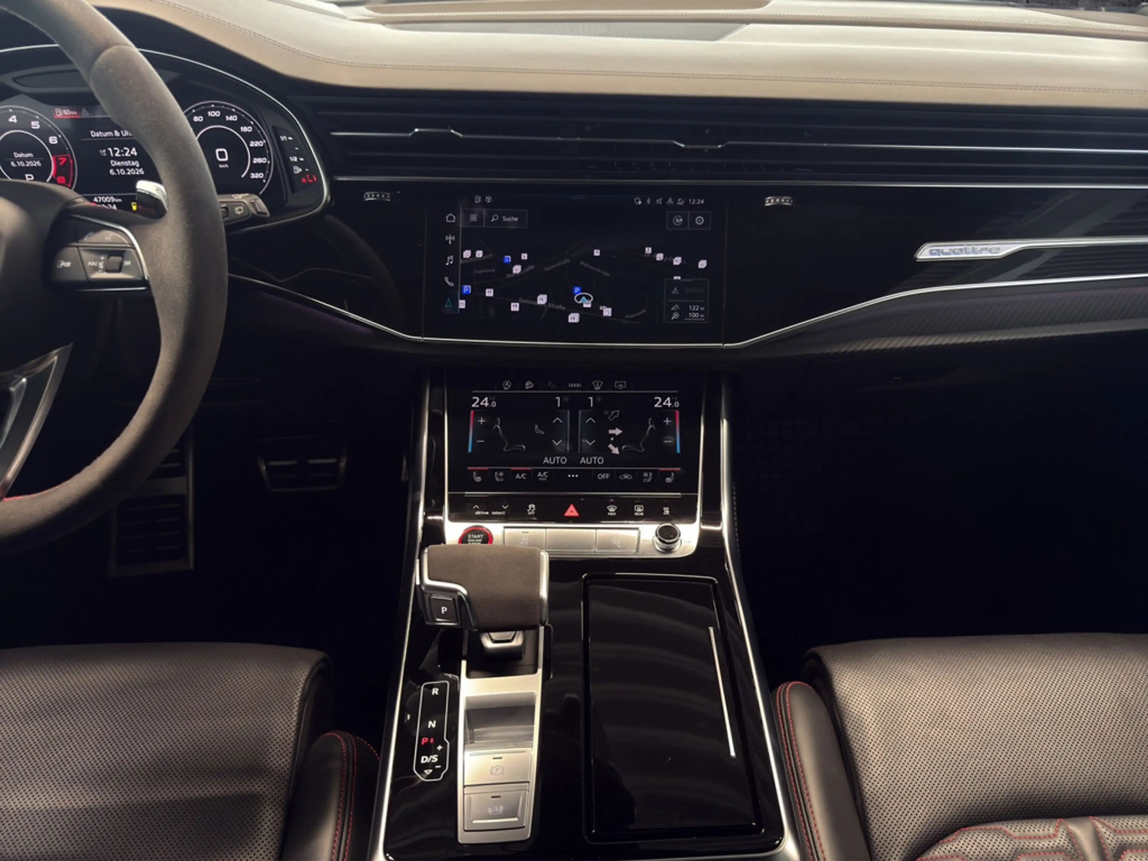 Audi RS Q8 — photo 13