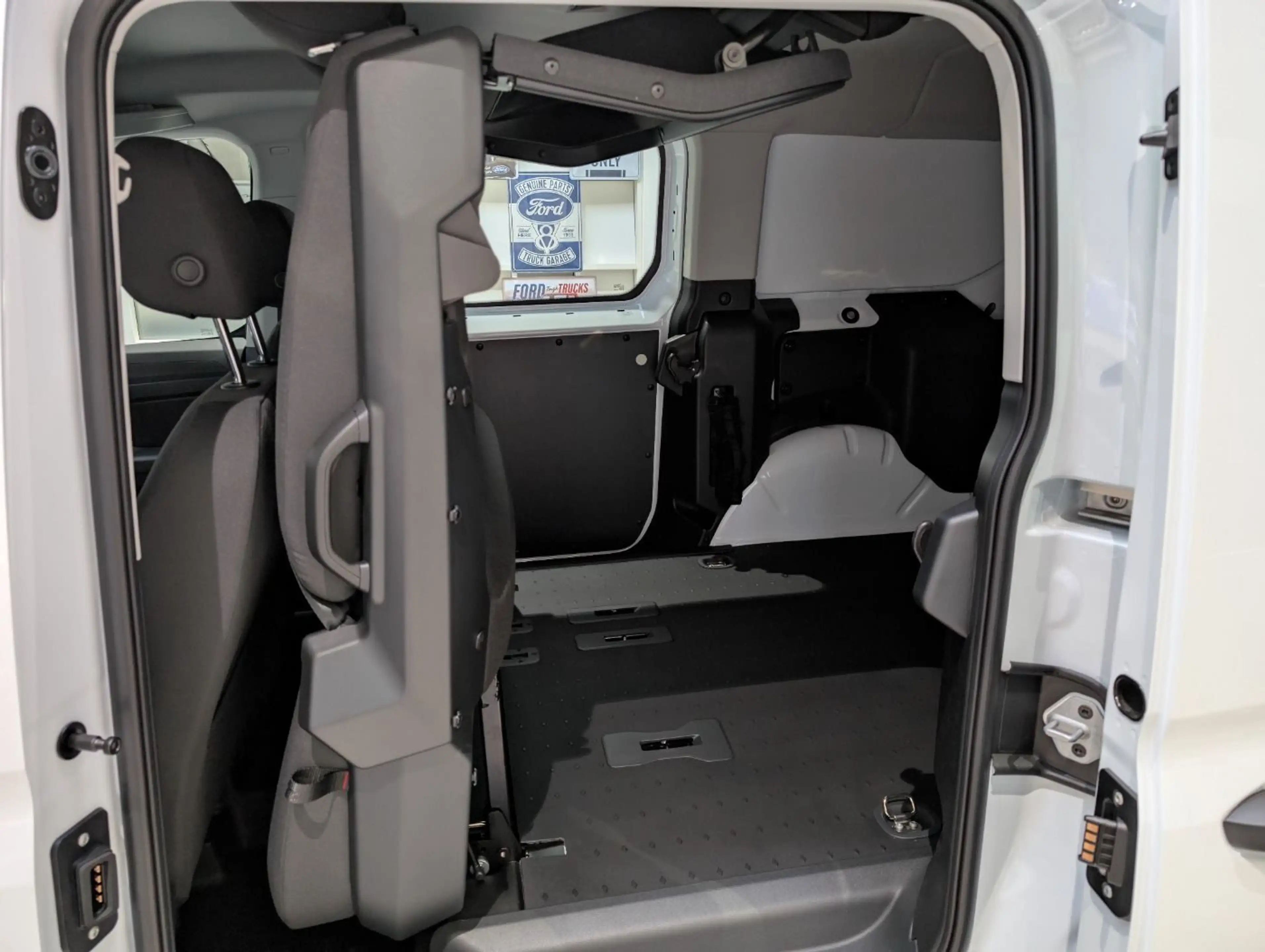 Ford Transit Connect FlexCab Trend L2 NAV*SHZ*PDC — photo 13