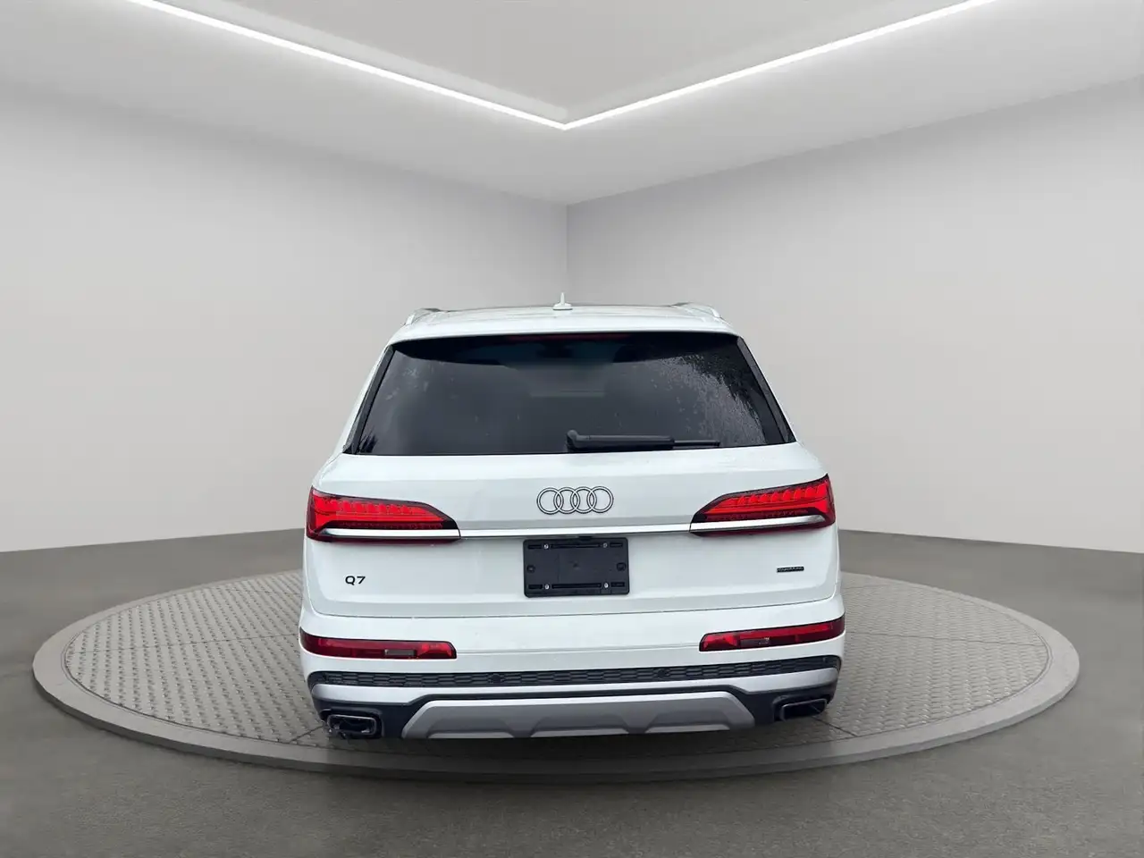 Audi Q7 снимка Audi Q7
