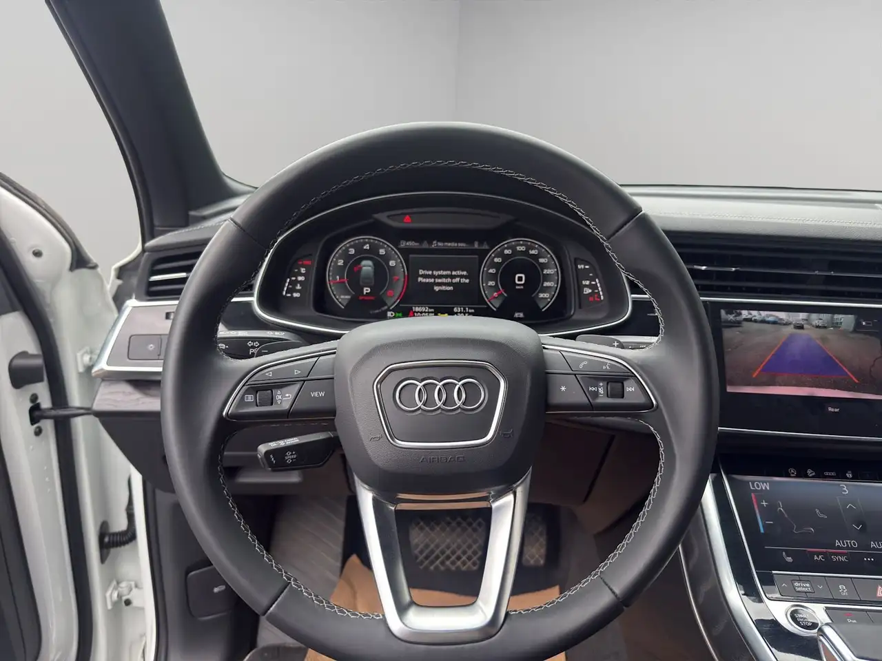 Audi Q7 снимка Audi Q7