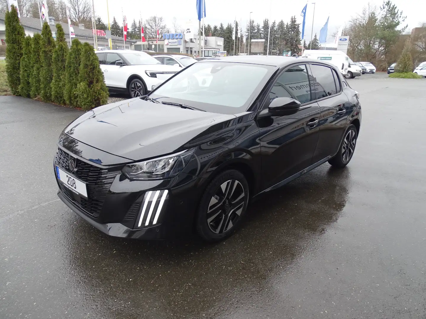 Peugeot 208 Allure PureTech 100 *klimaauto.*LED* Schwarz - 2