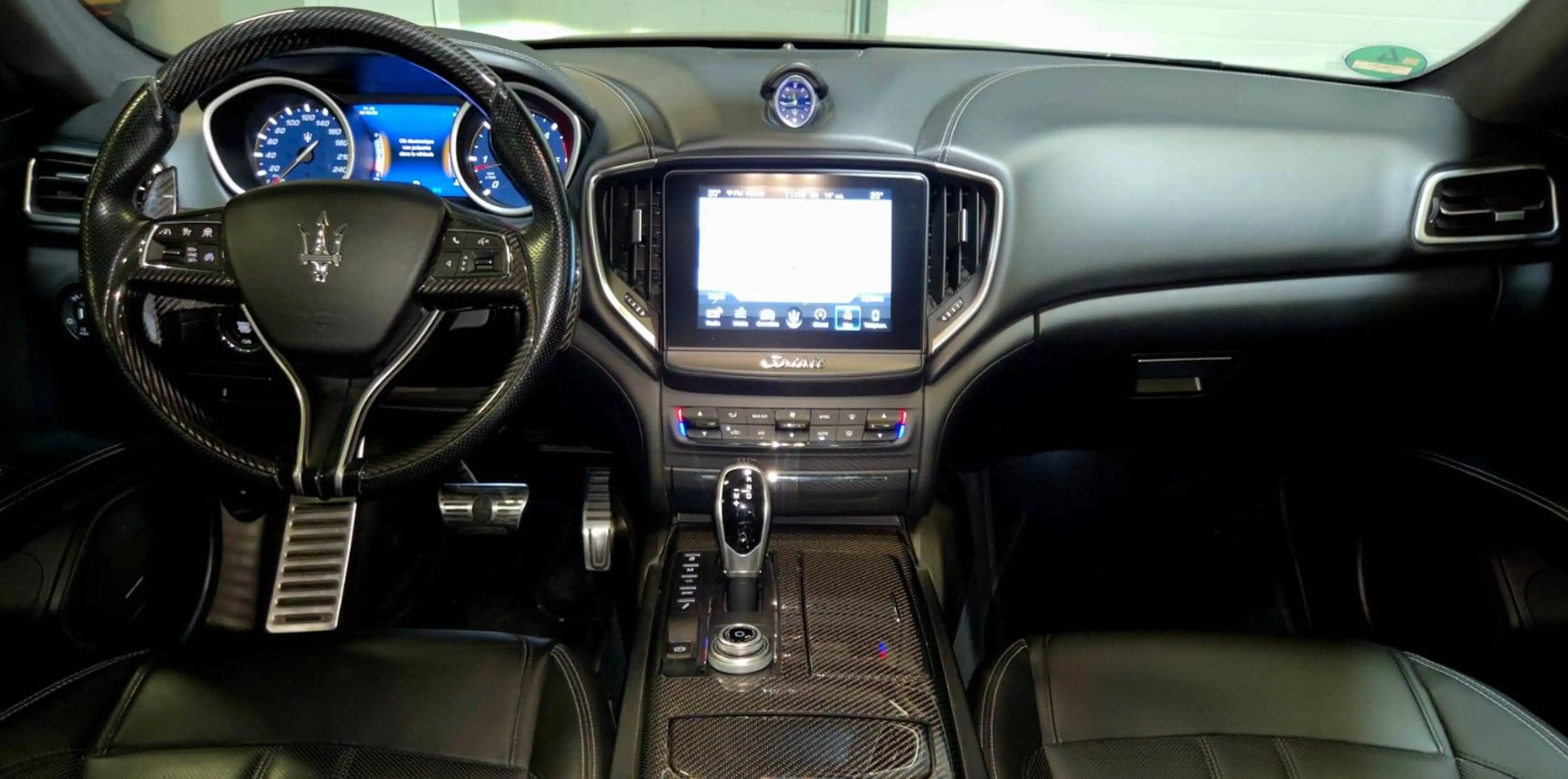 Maserati Ghibli Ghibli 3.0 V6 Turbo GranSport — photo 12