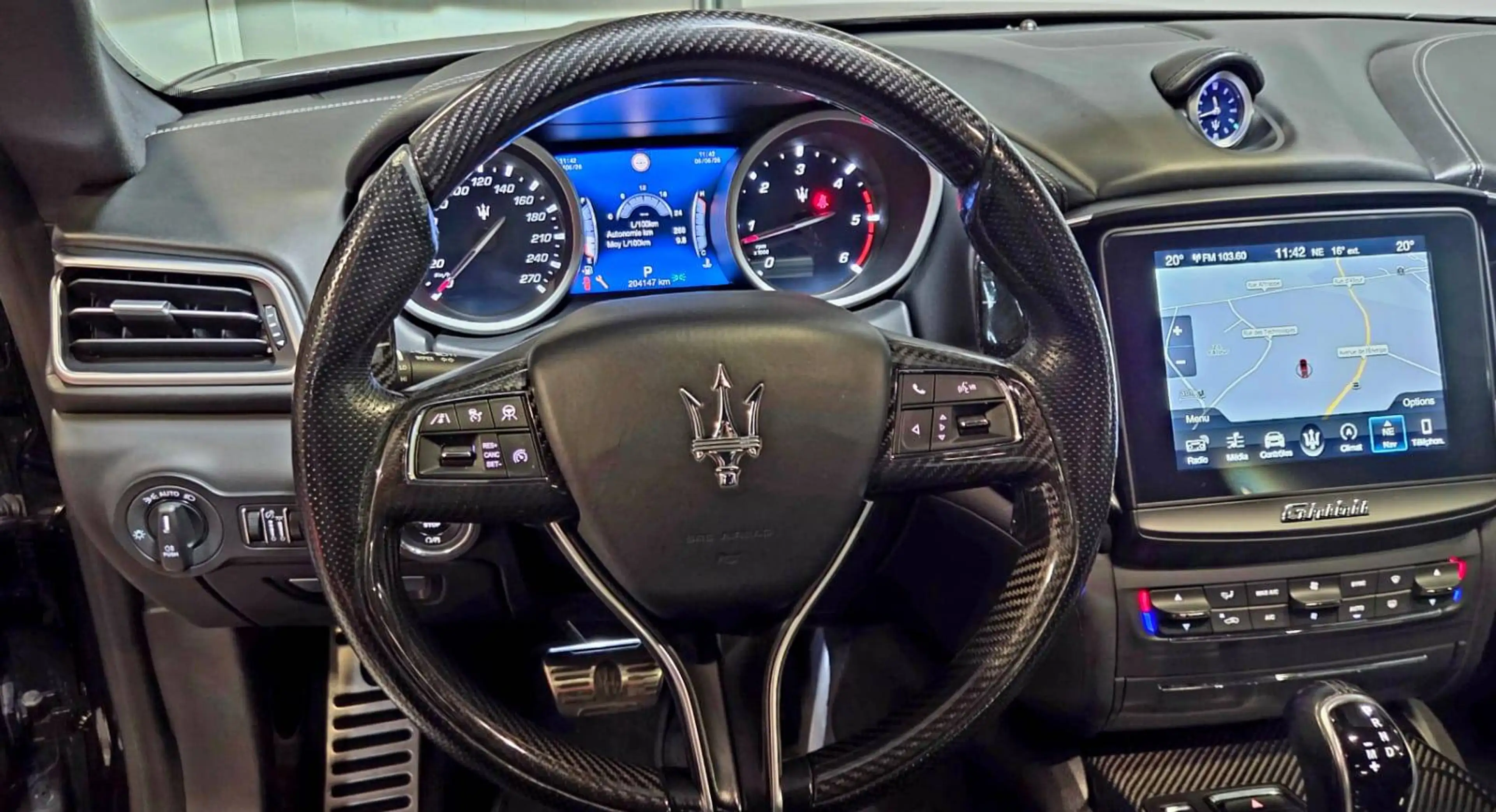 Maserati Ghibli Ghibli 3.0 V6 Turbo GranSport — photo 11