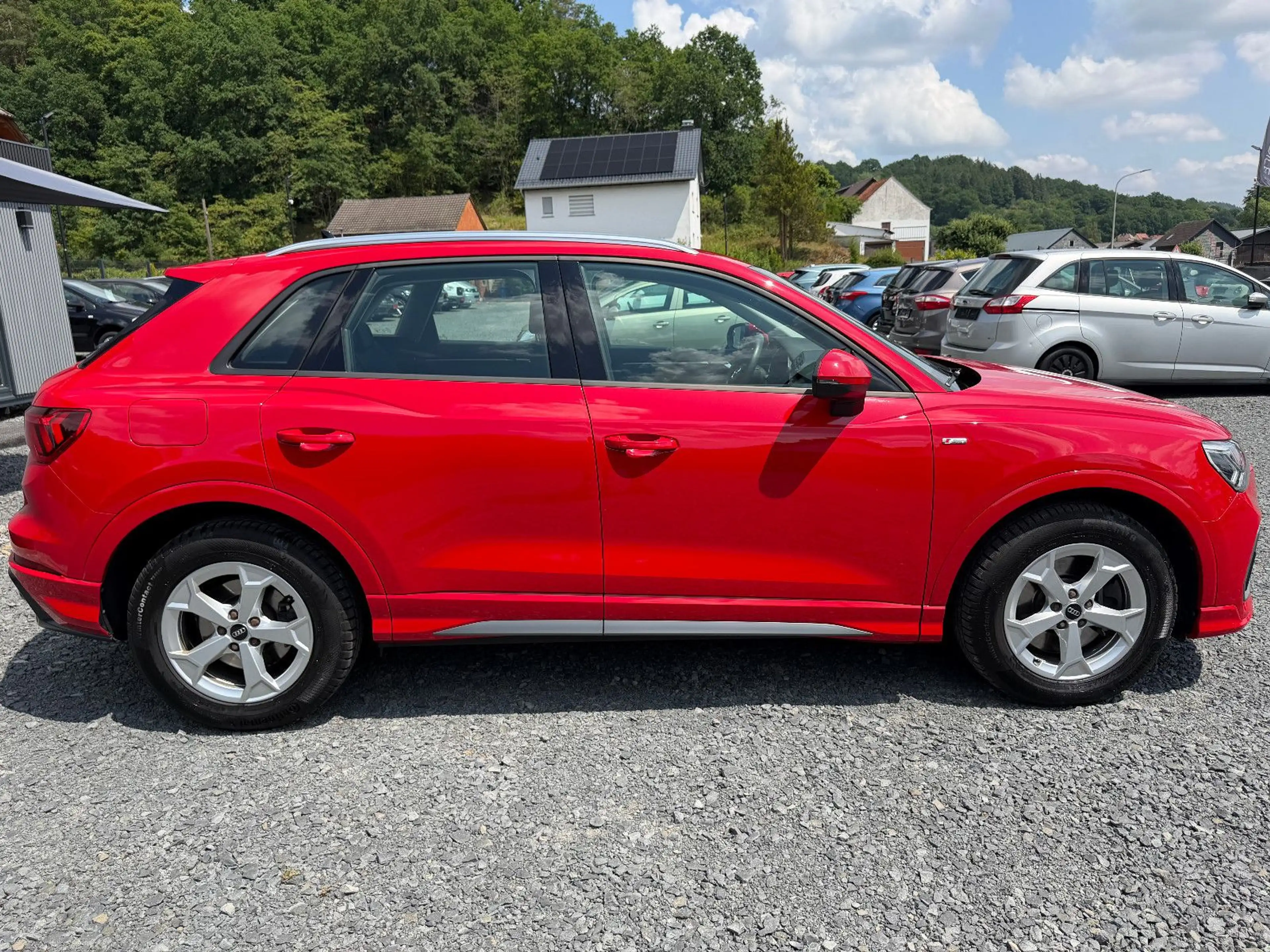 Audi Q3 40 TFSI quattro S line NAVI/AHK/LED — photo 7