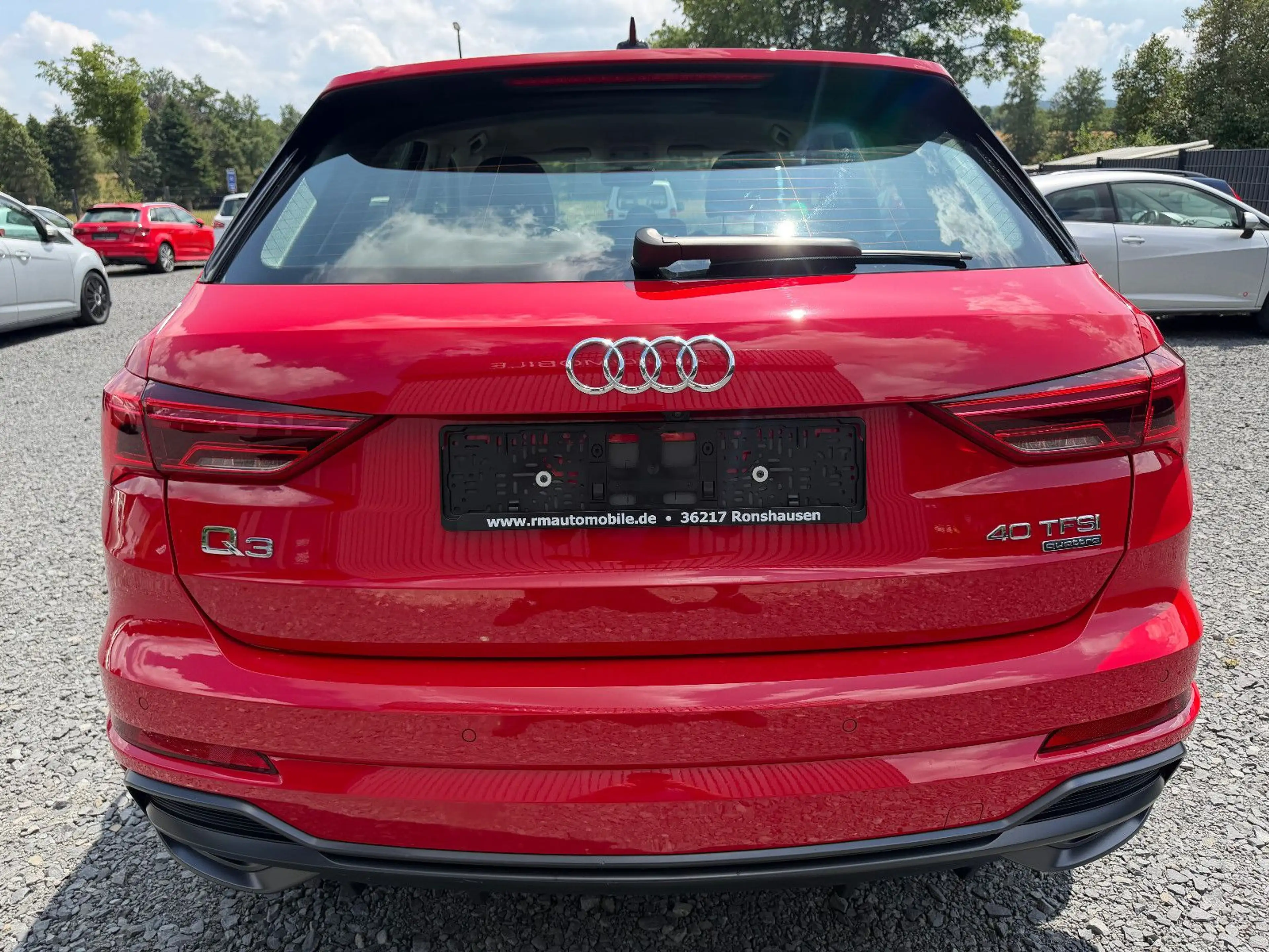 Audi Q3 40 TFSI quattro S line NAVI/AHK/LED — photo 5
