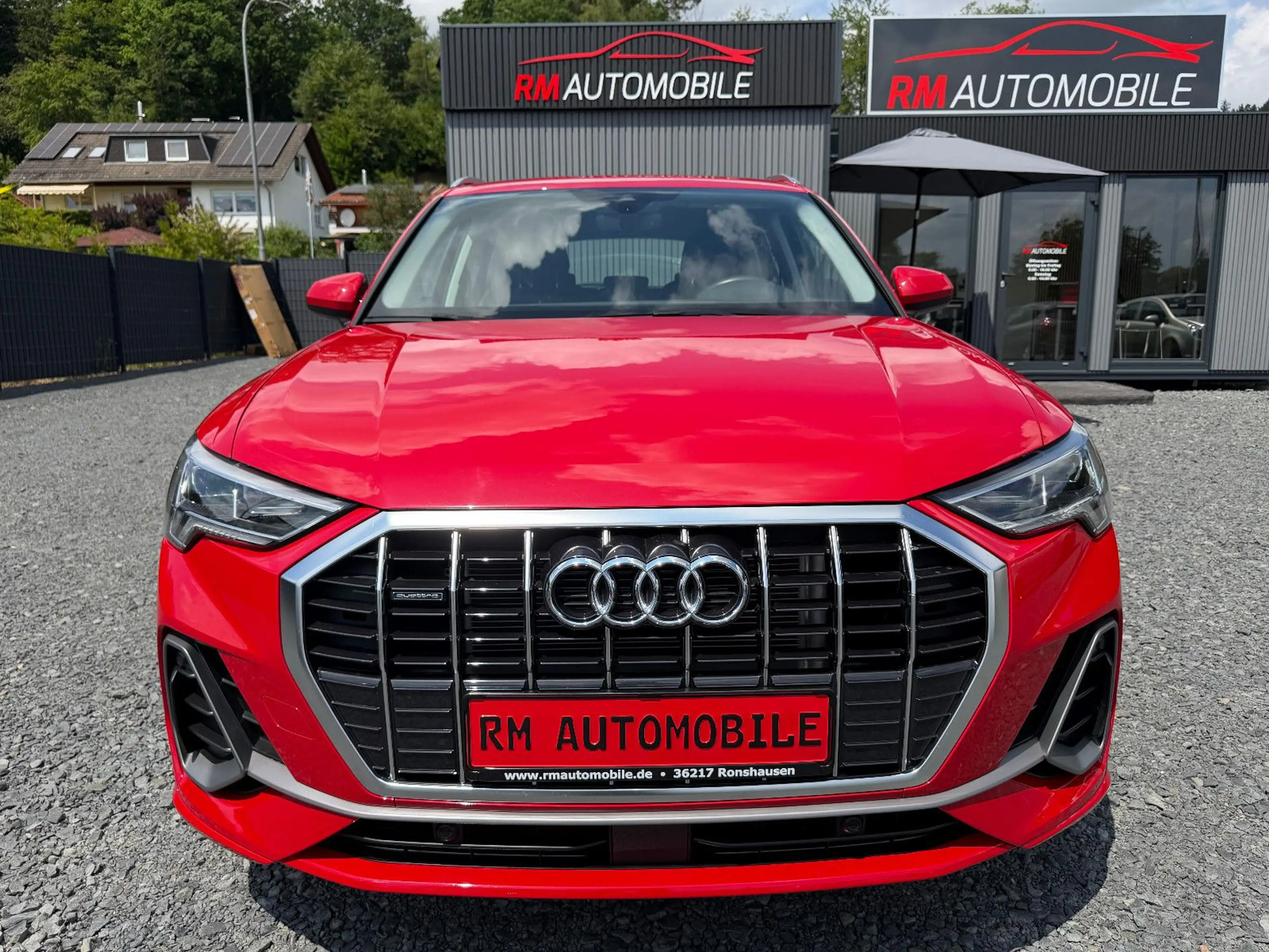 Audi Q3 40 TFSI quattro S line NAVI/AHK/LED — photo 2