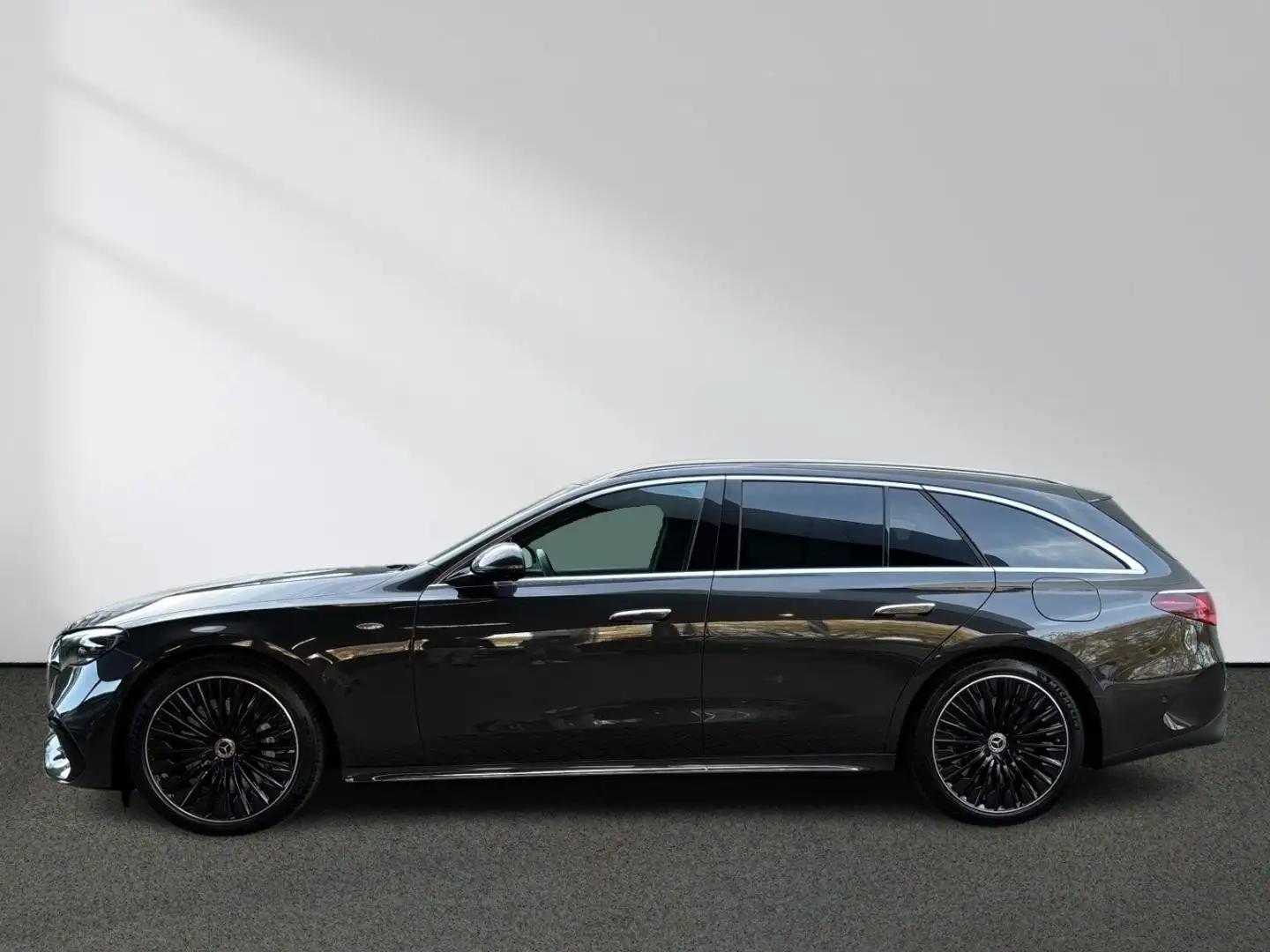 Mercedes-Benz E 300 T e AMG 360°-Kamera Ambiente MBUX LED AHK Gris - 2