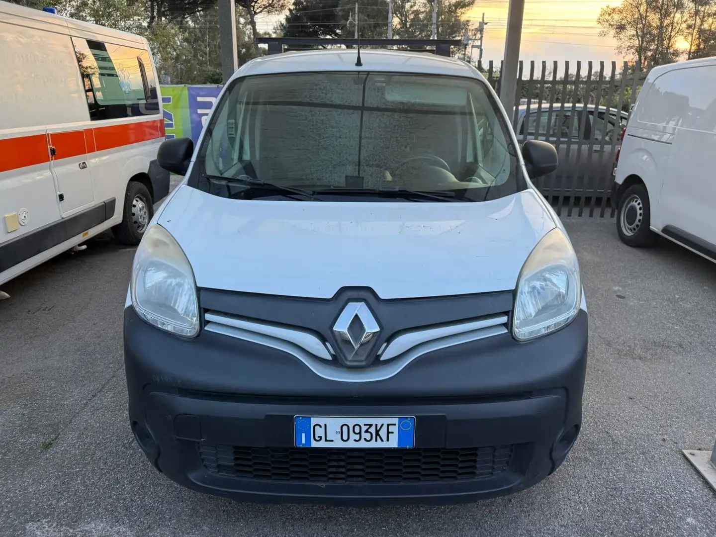 Renault Kangoo maxi lamierato Bianco - 2