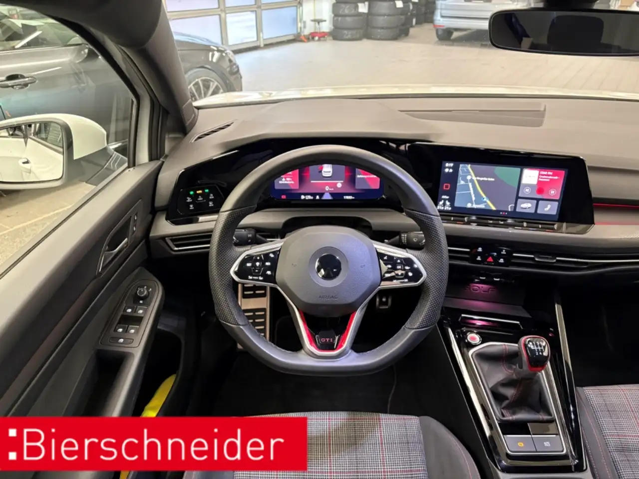 Volkswagen Golf GTI 8 2.0 TSI DIGITAL COCKPIT PRO LED NAVI 18 ACC DAB 12