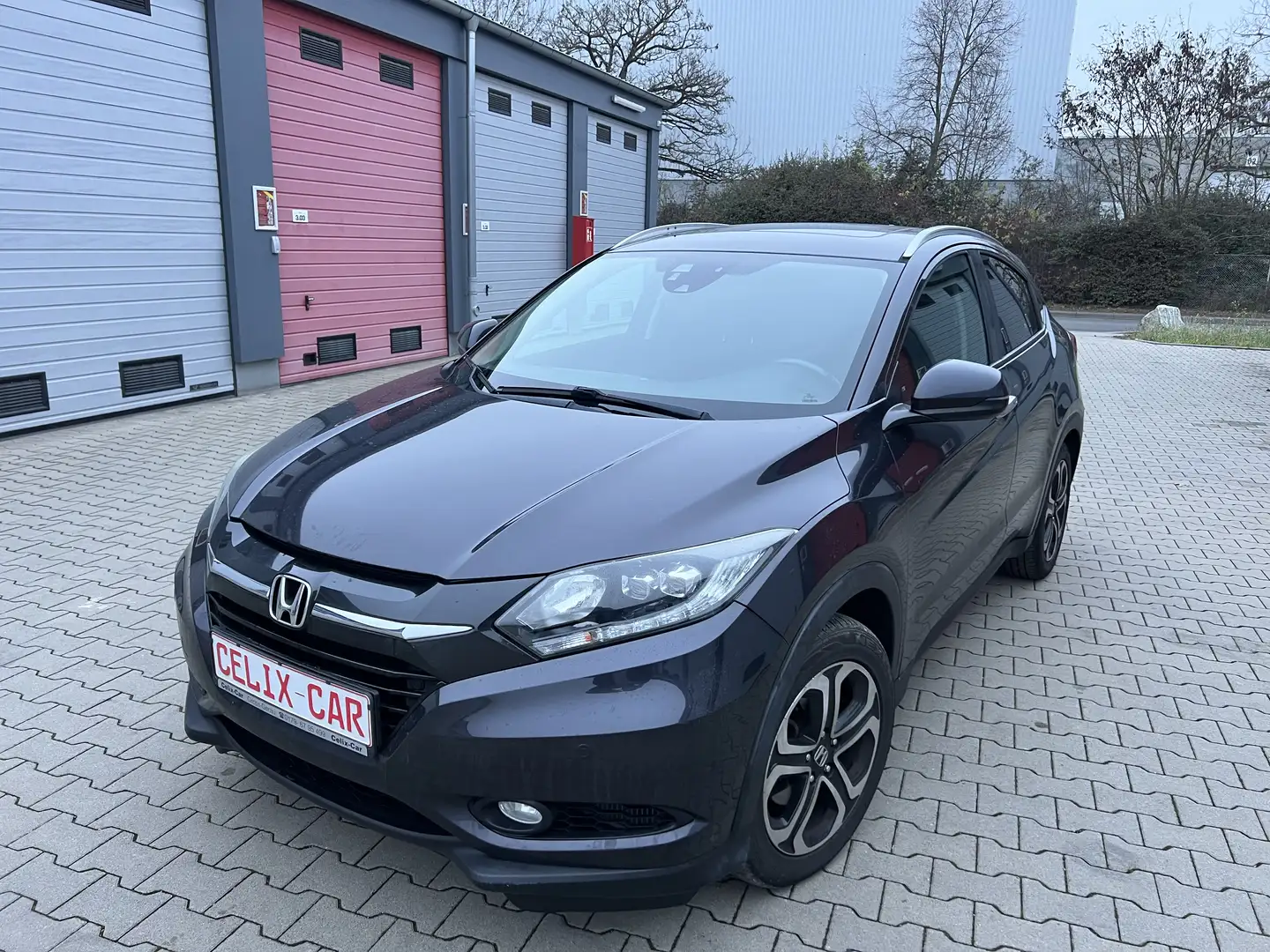 Honda HR-V Executive/Kamera/Panoramadach/Navigation Schwarz - 1