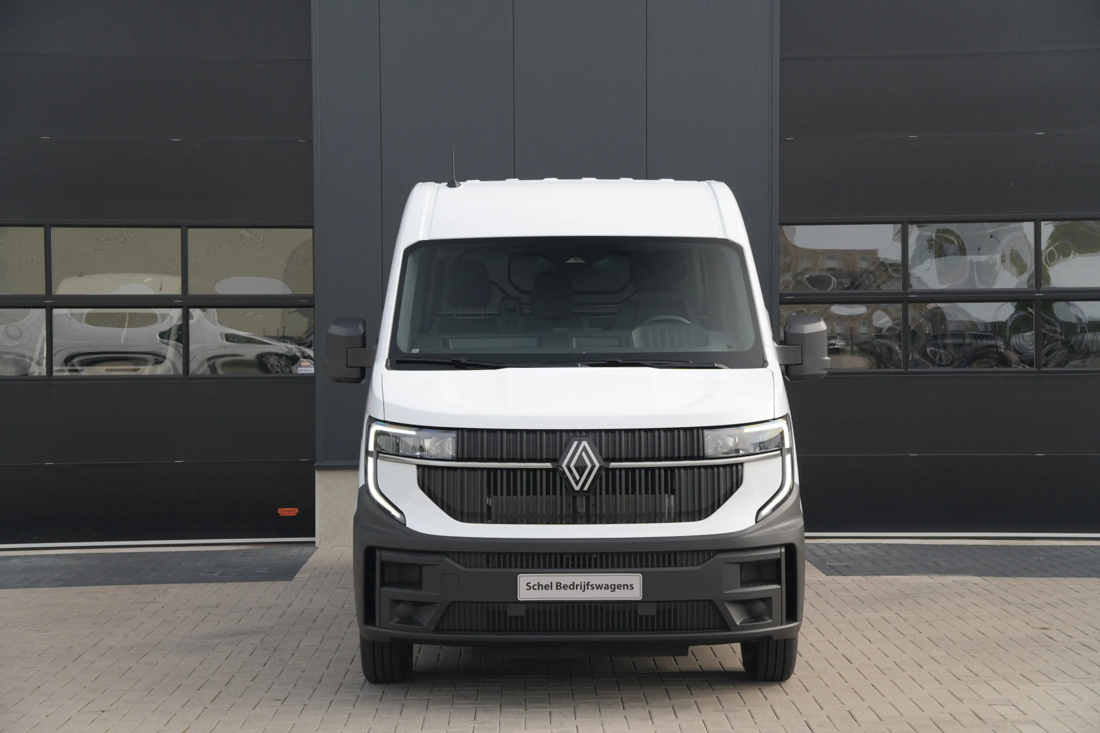 Renault Master E-Tech T35 L2H2 Advance Long Range 87 kWh 143pk - — photo 3