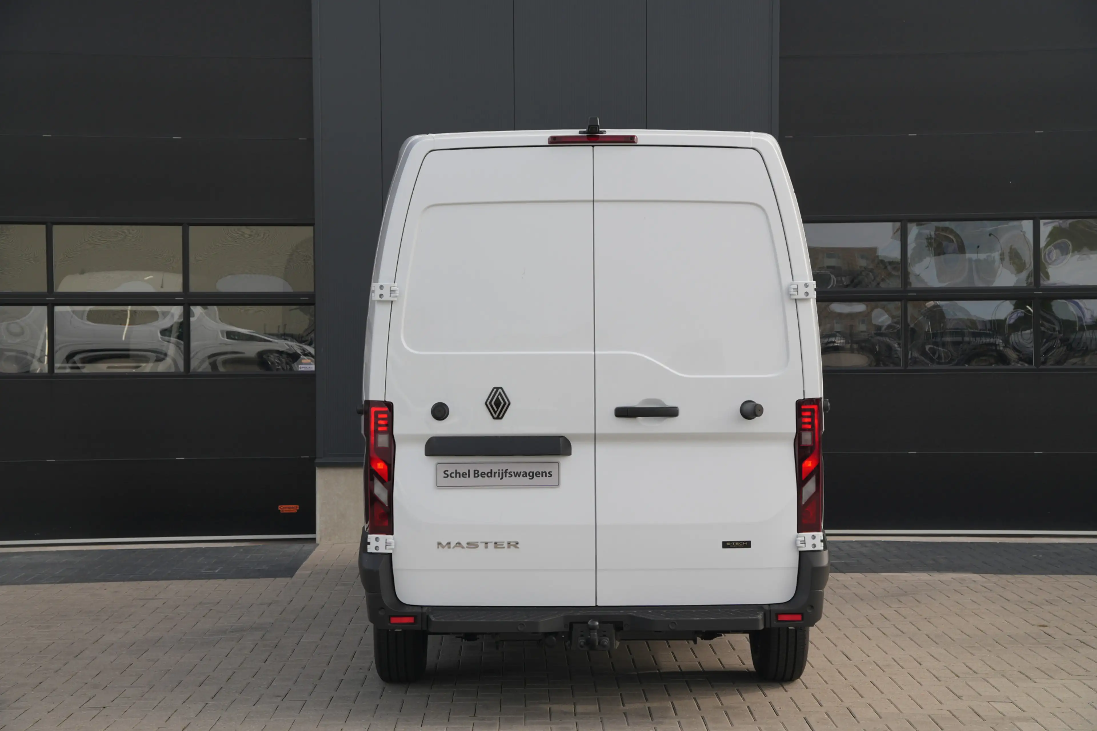 Renault Master E-Tech T35 L2H2 Advance Long Range 87 kWh 143pk - — photo 7