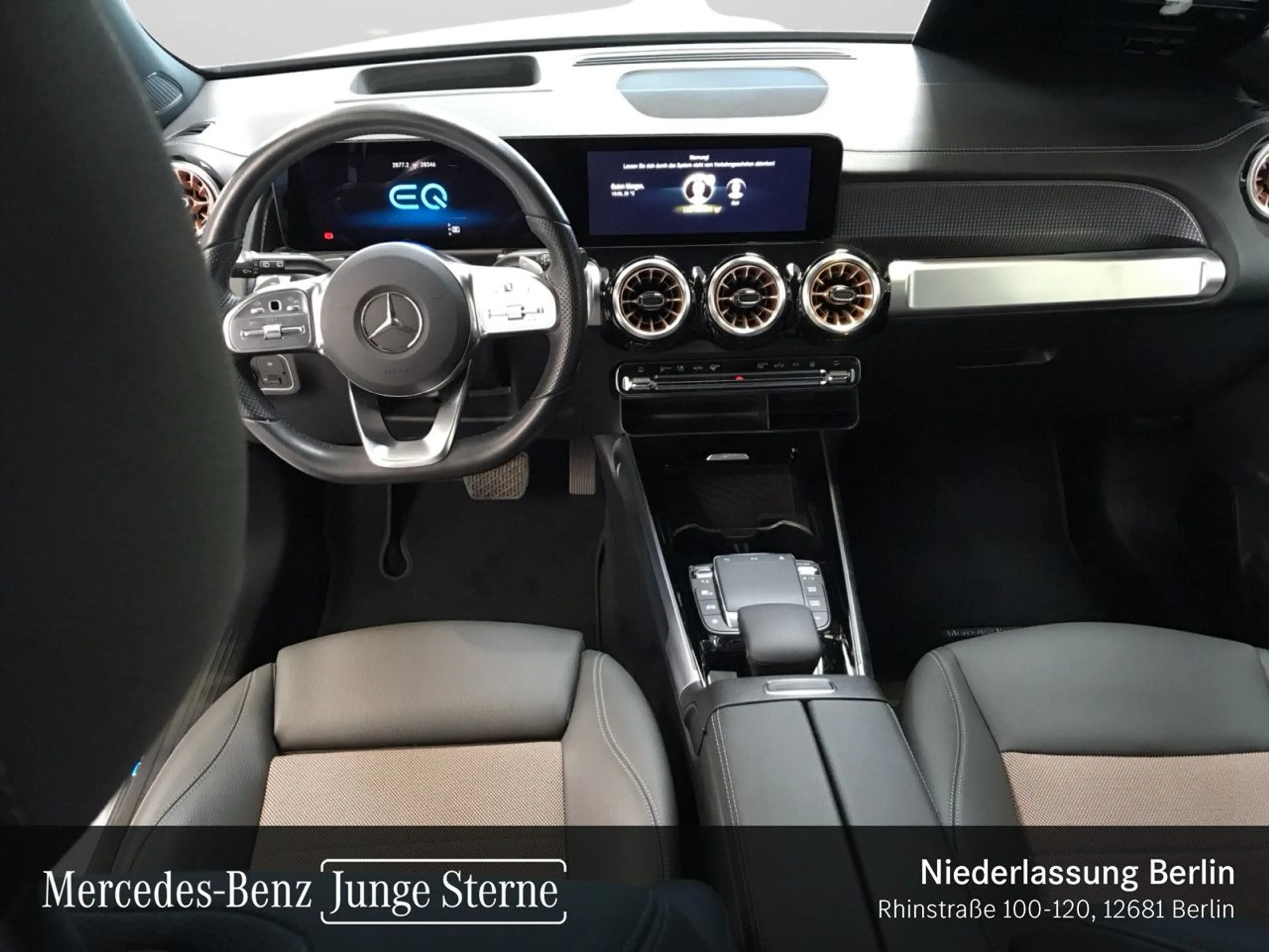 Mercedes-Benz EQB 250 ELECTRICART+NIGHT+PLUS-PAKET+PANO+360+HUD — photo 11