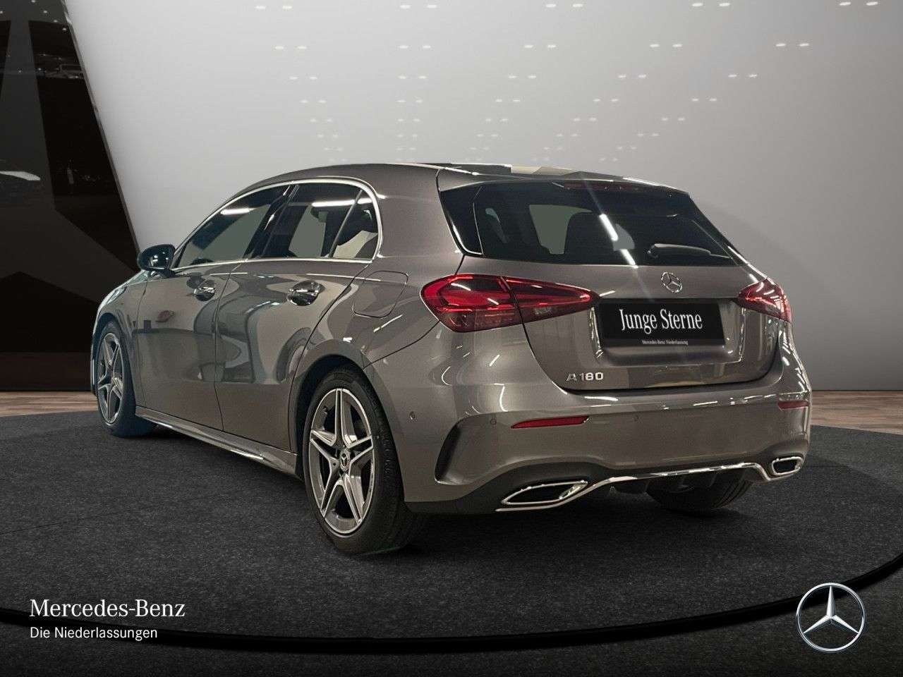 Mercedes-Benz A 180