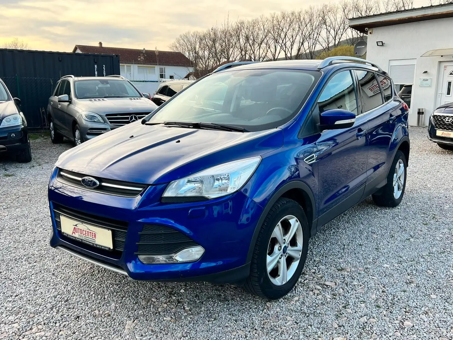 Ford Kuga 1,6EcoBoost SyncEdition*Klima*PDC*SHZ*1Hand Blue - 1