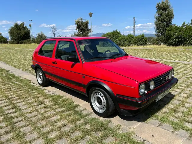 Volkswagen Golf GTI 1.8 16v 140