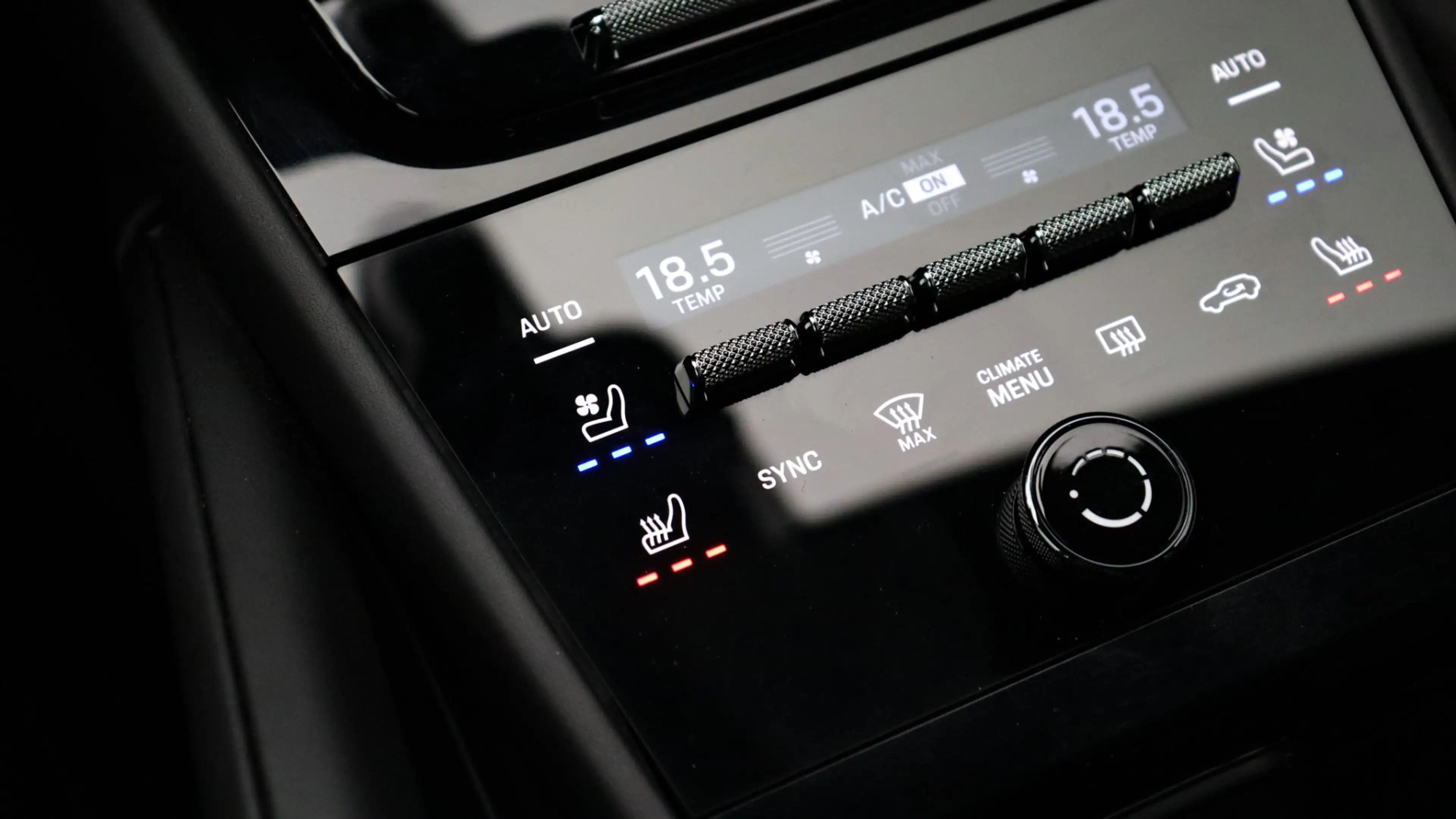 Porsche Cayenne 4.0 Turbo E-Hybrid | Burmester 3D | PCCB | Stoelve — photo 19