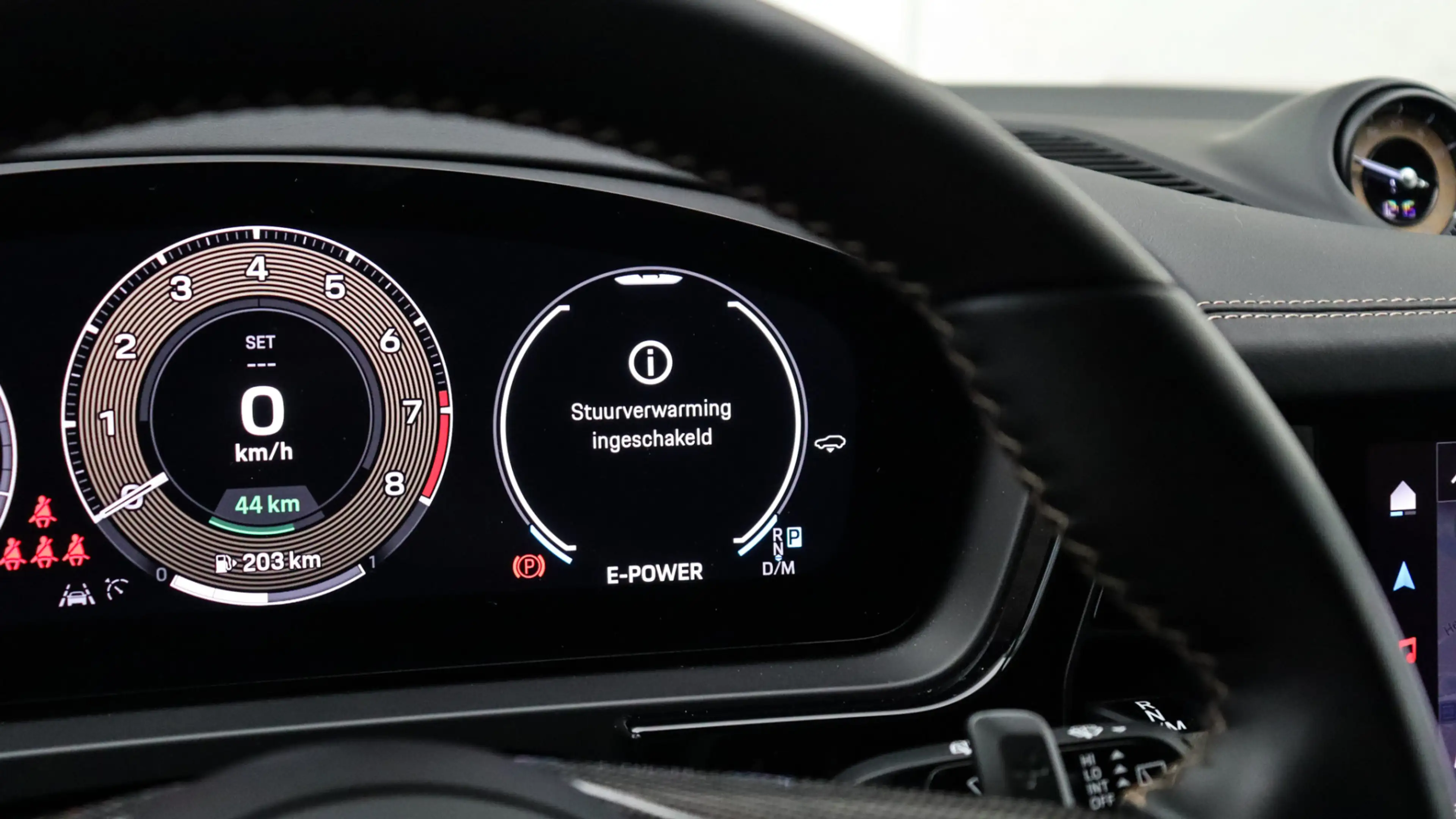 Porsche Cayenne 4.0 Turbo E-Hybrid | Burmester 3D | PCCB | Stoelve — photo 33