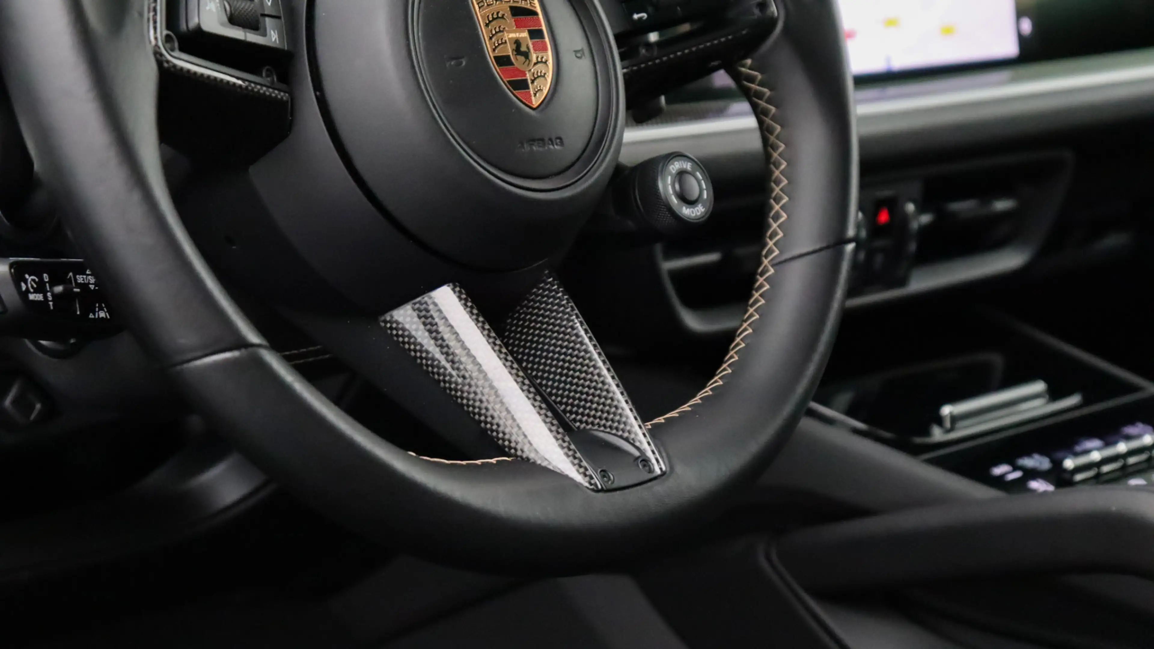 Porsche Cayenne 4.0 Turbo E-Hybrid | Burmester 3D | PCCB | Stoelve — photo 10
