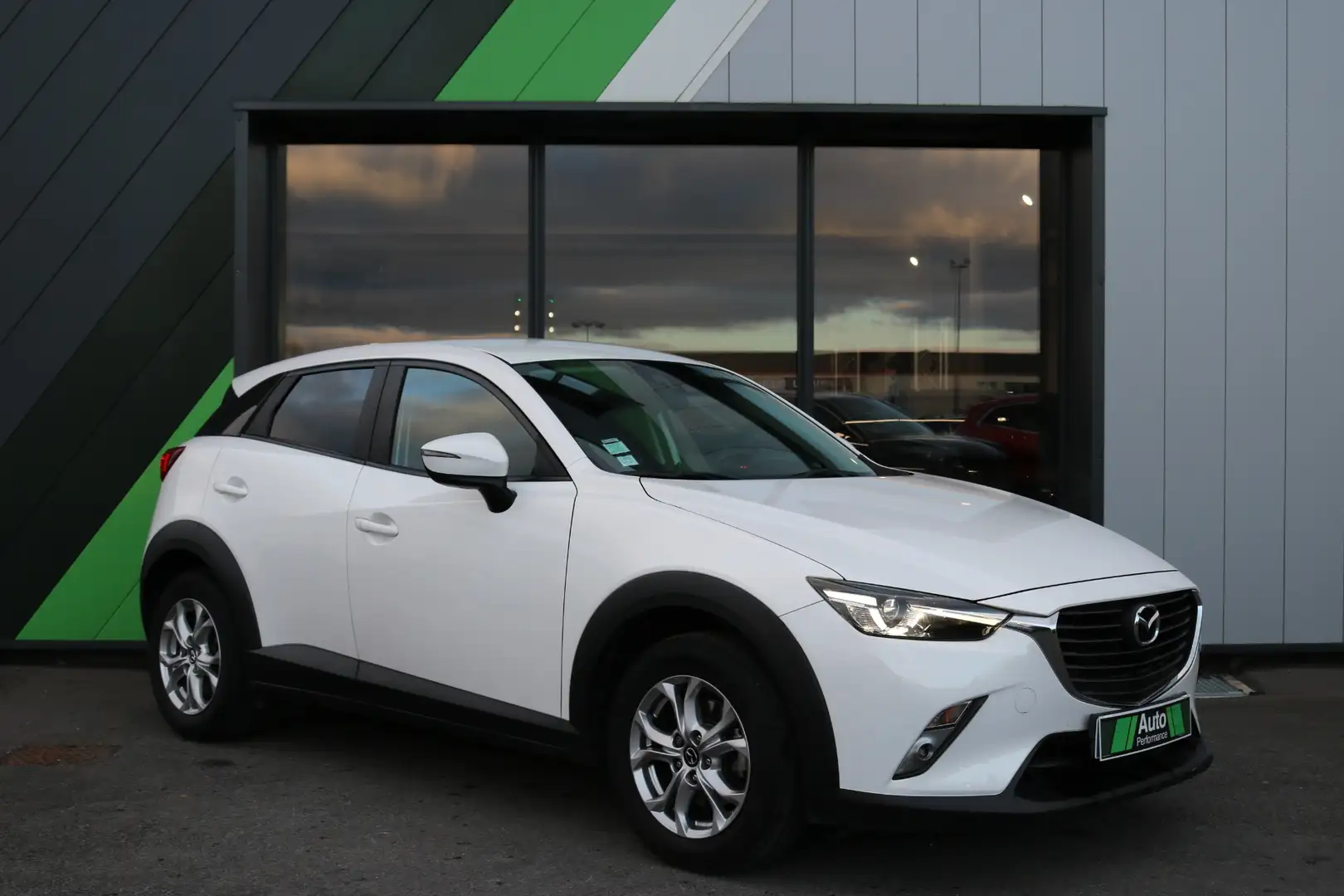Mazda CX-3 1.5L Skyactiv-D 105 4x2 Dynamique Blanc - 2