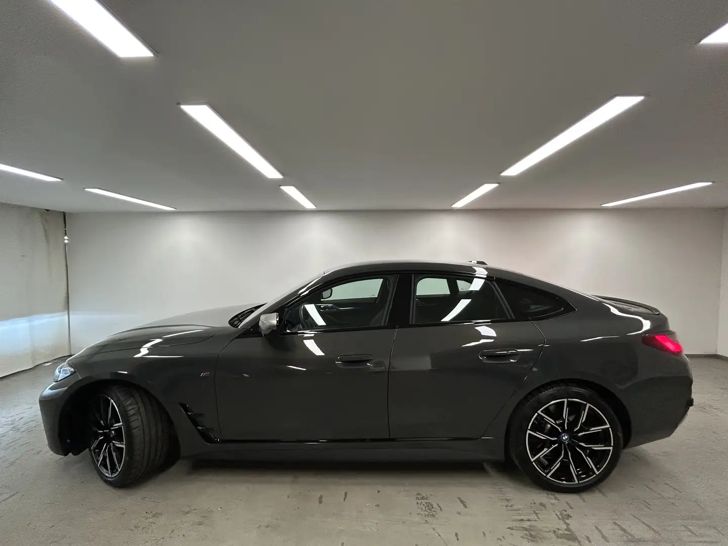 BMW i4 M50 Gran Coupé M Sportpaket HiFi DAB Komfortzg. La Grijs - 2