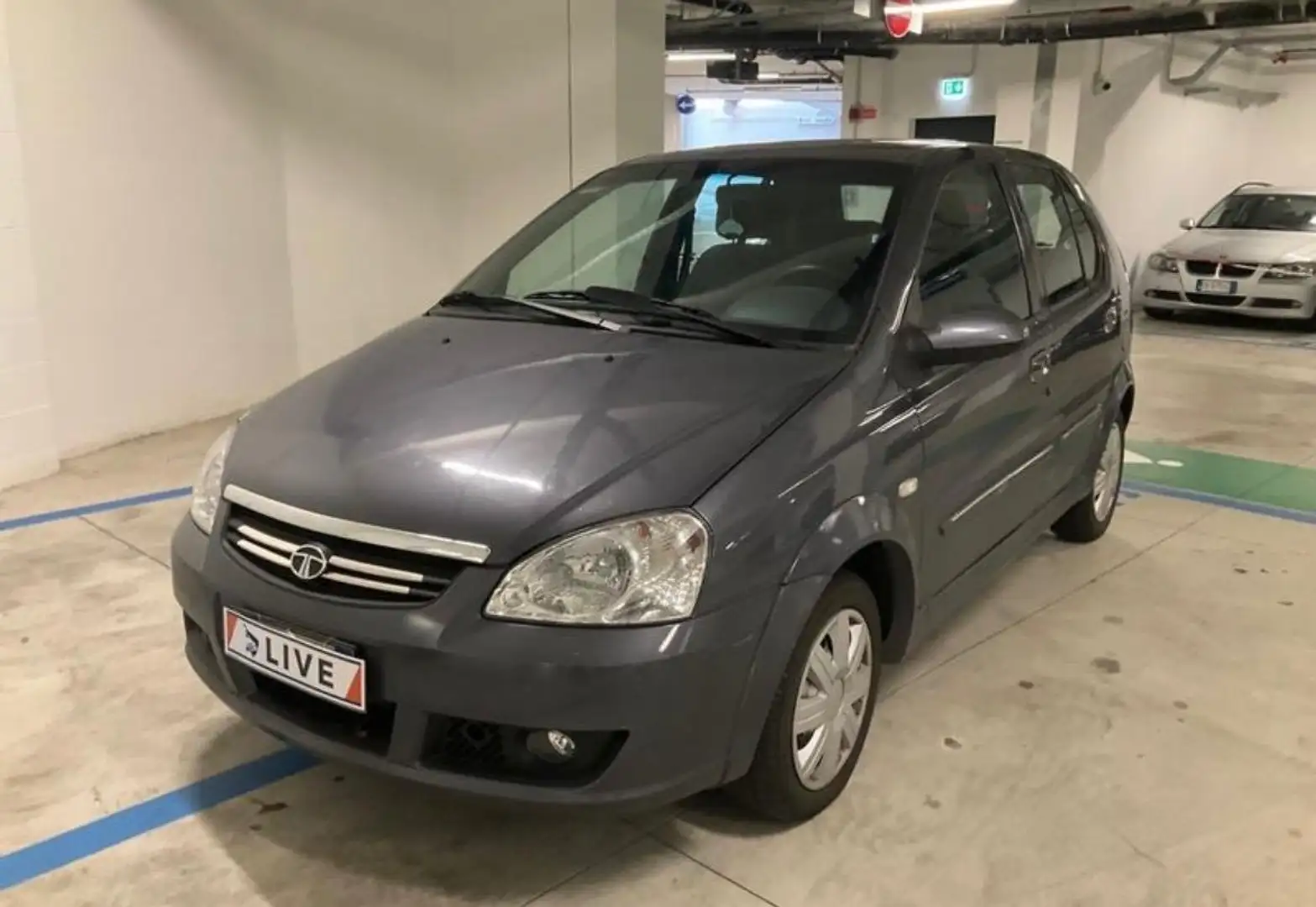 Tata Indica Indica 1.4 GLX c/abs s/AC Grau - 1