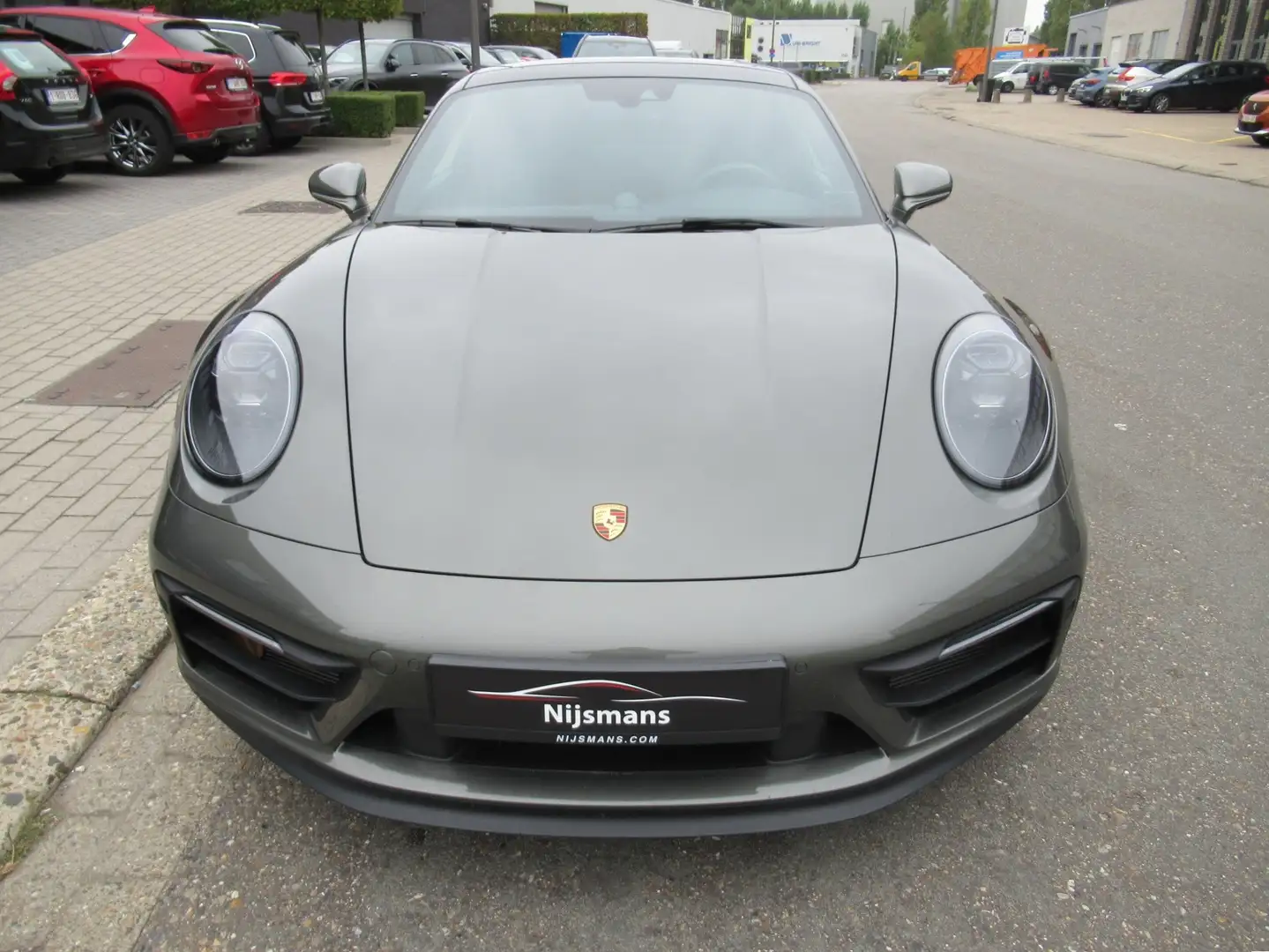 Porsche 992 911 Carrera 4 GTS PDK-LIFT-BURMESTER-MATRIX-LEDER Grün - 2