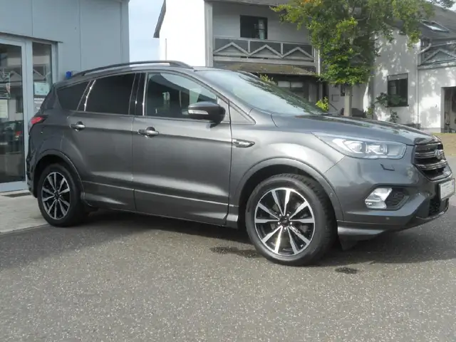 Ford Kuga ST-Line