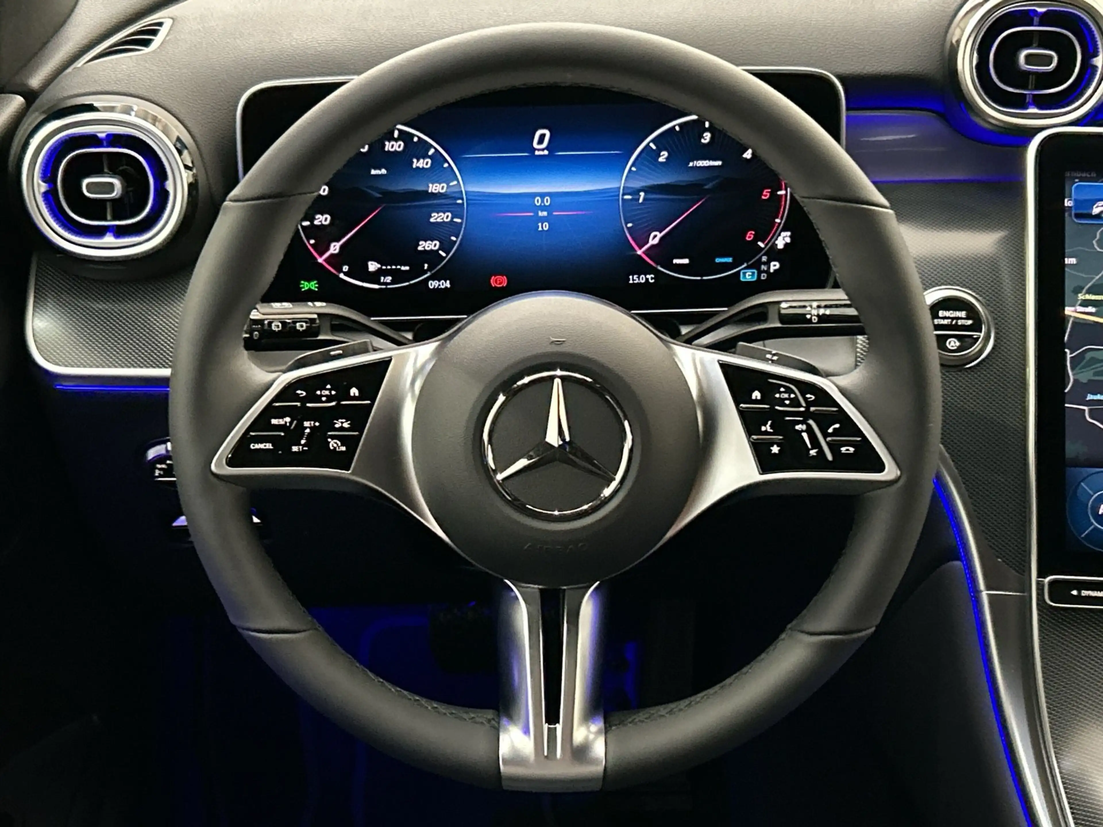 Mercedes-Benz GLC 200 d 4MATIC Österreich-Edition Cam SHZ — photo 9
